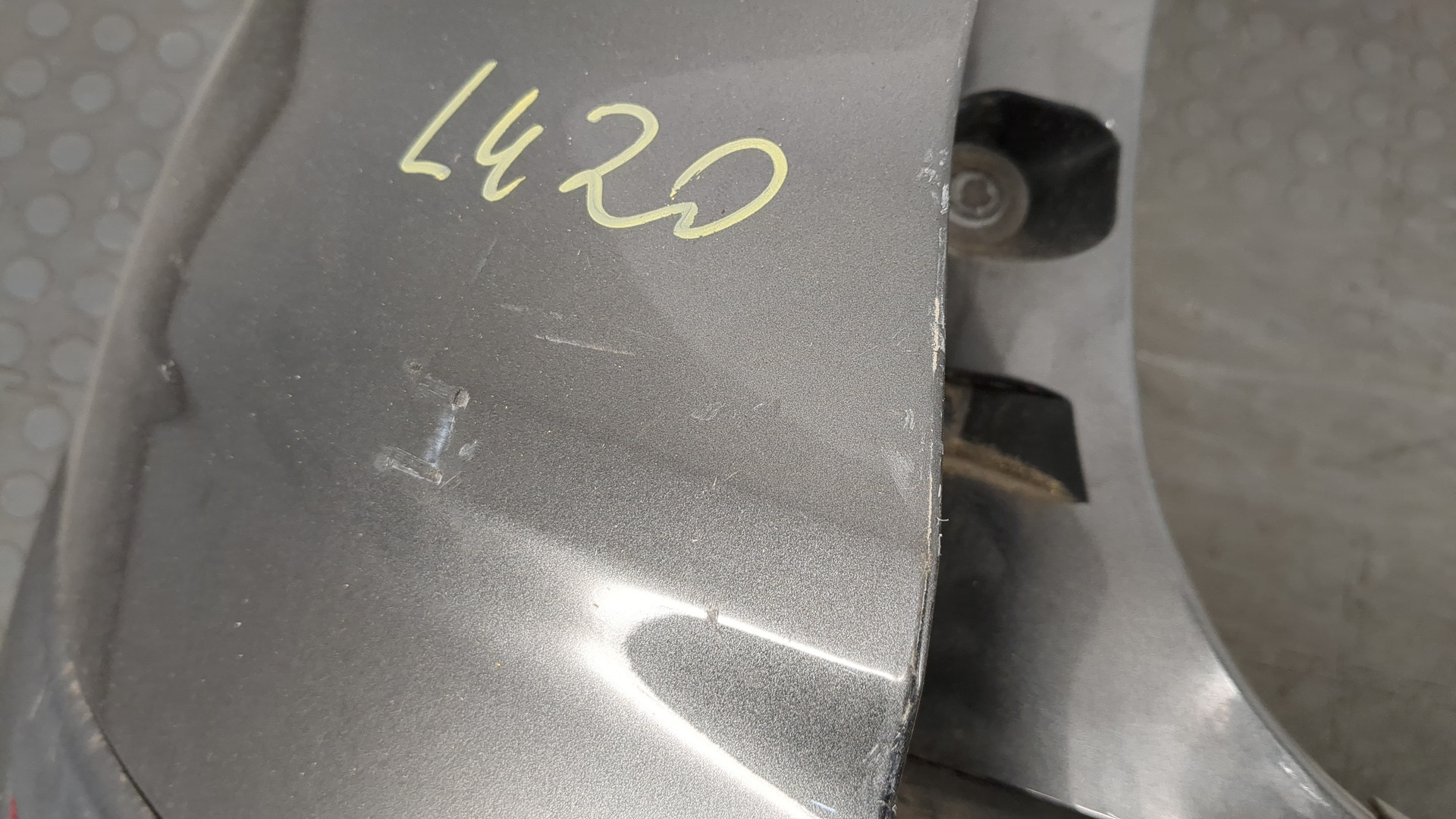 Бампер задний