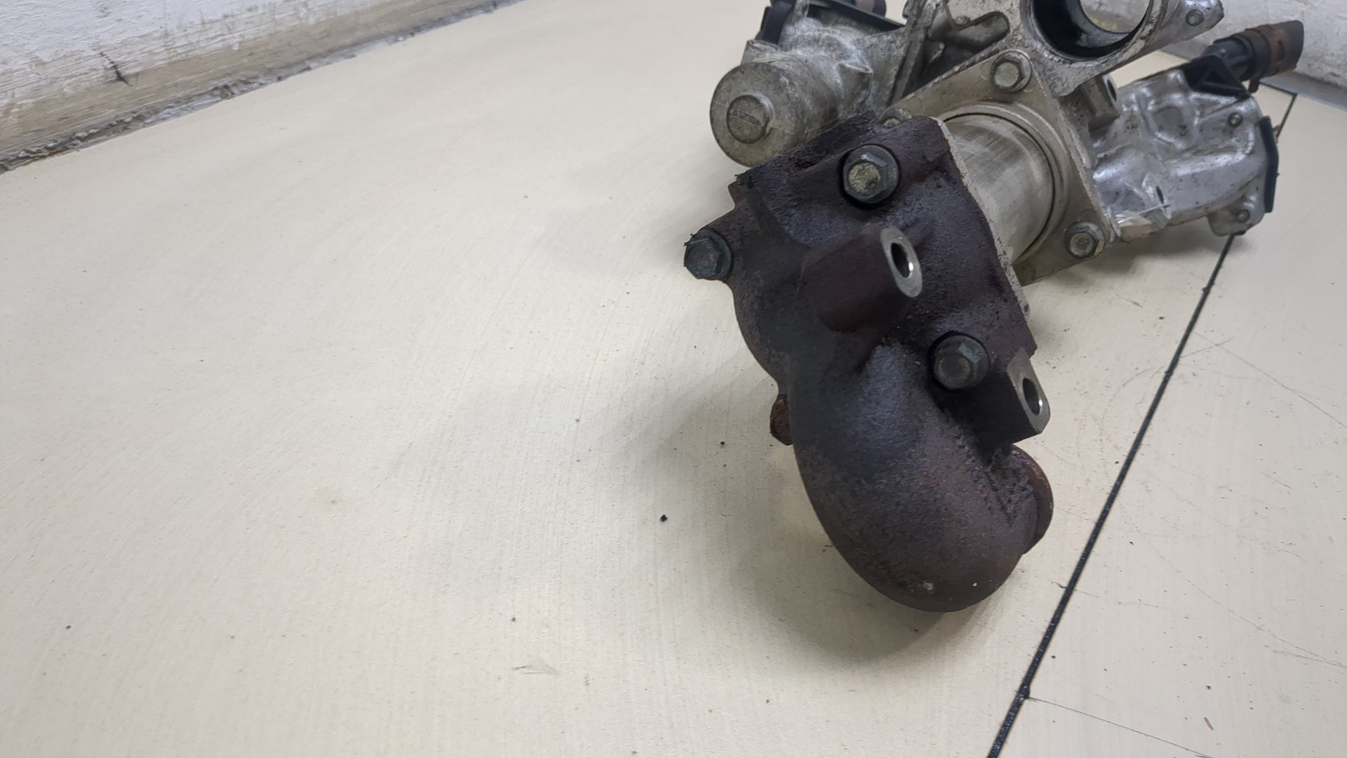 Клапан рециркуляции выхлопных газов (EGR)