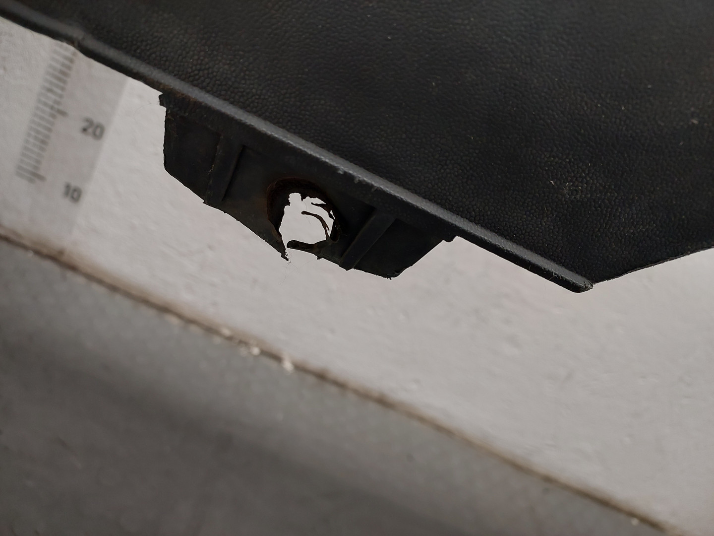 Бампер задний