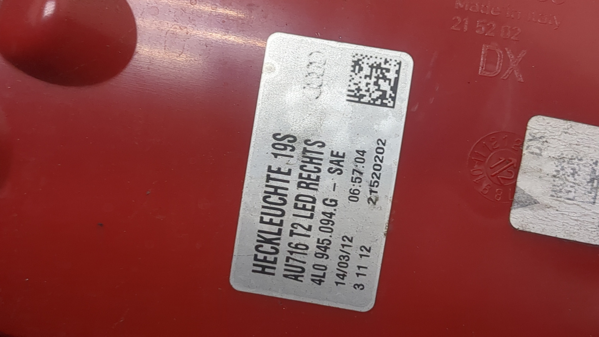 Фонарь задний внутренний правый