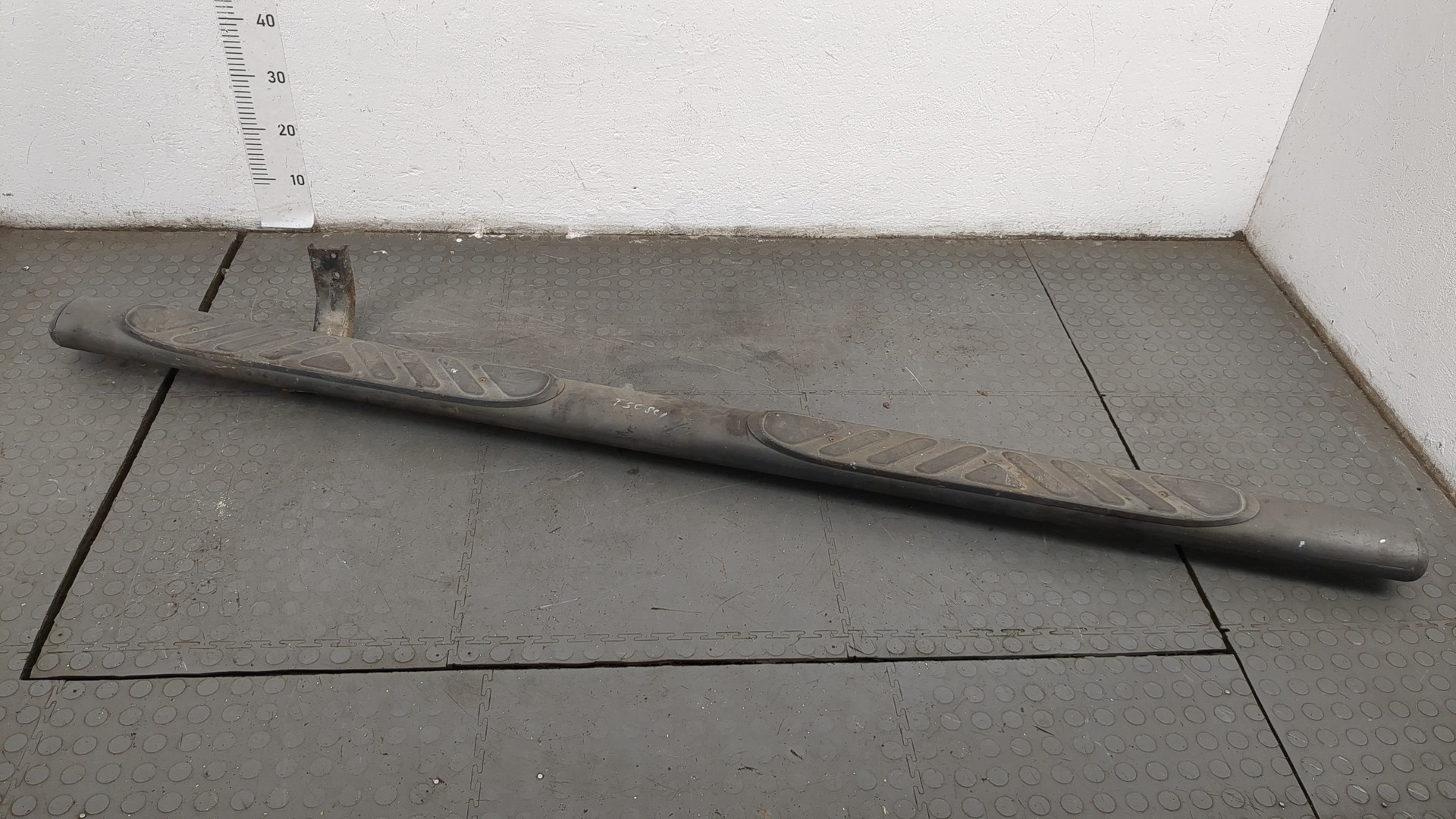 Подножка правая