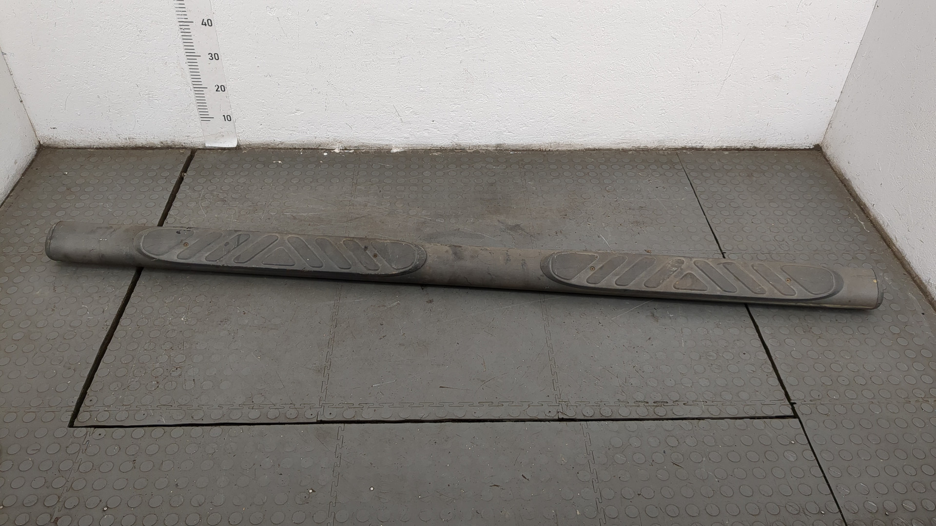 Подножка левая