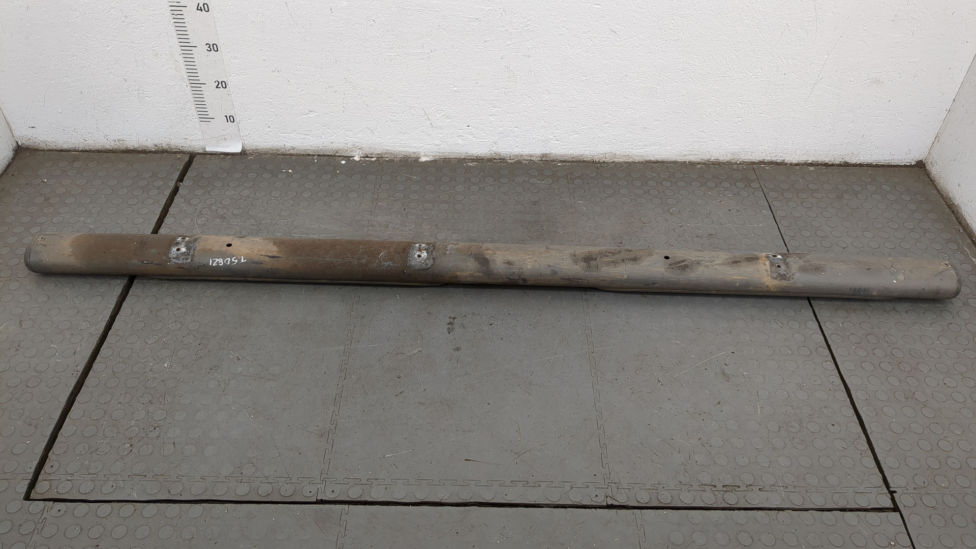 Подножка левая