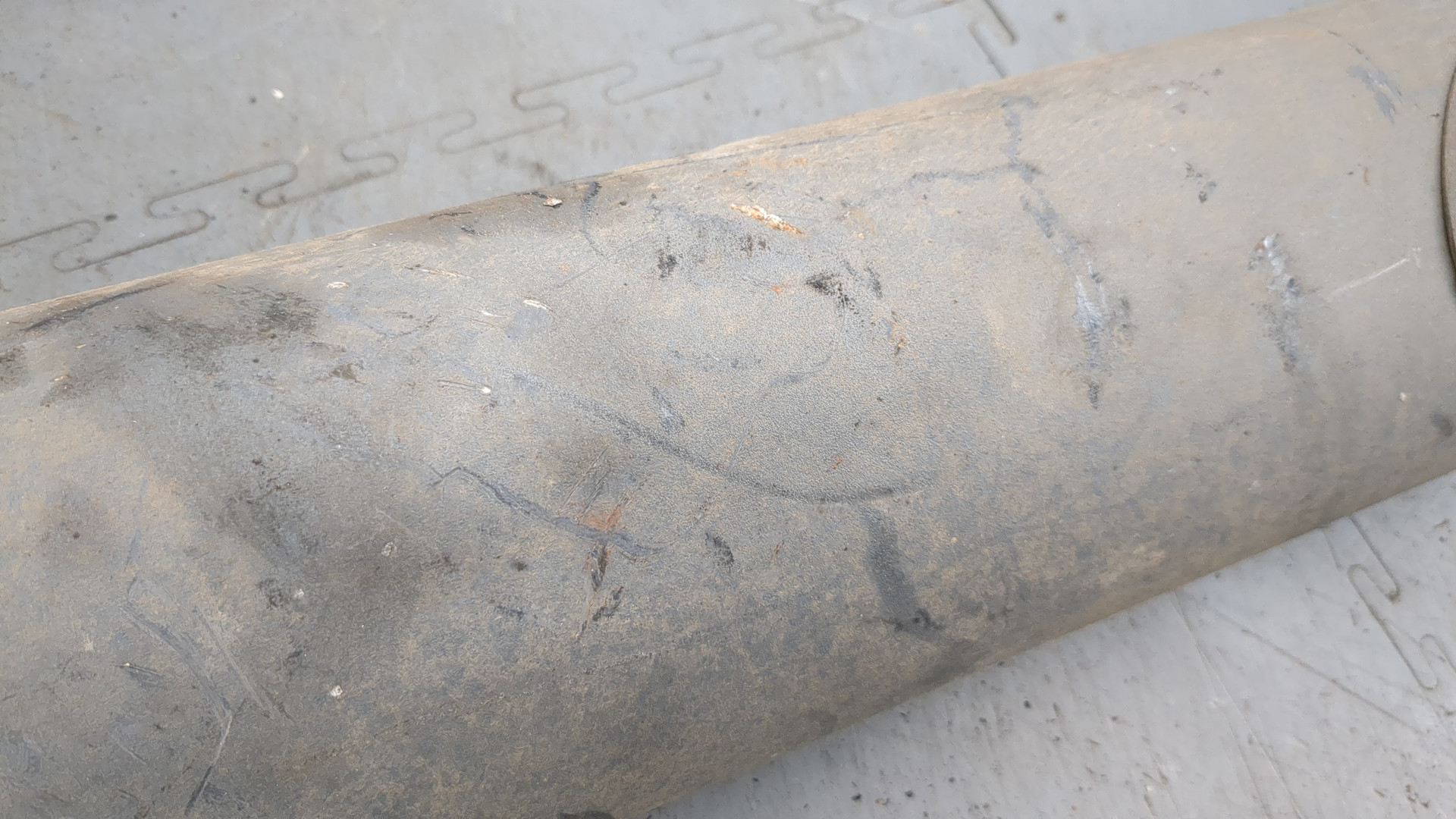 Подножка левая