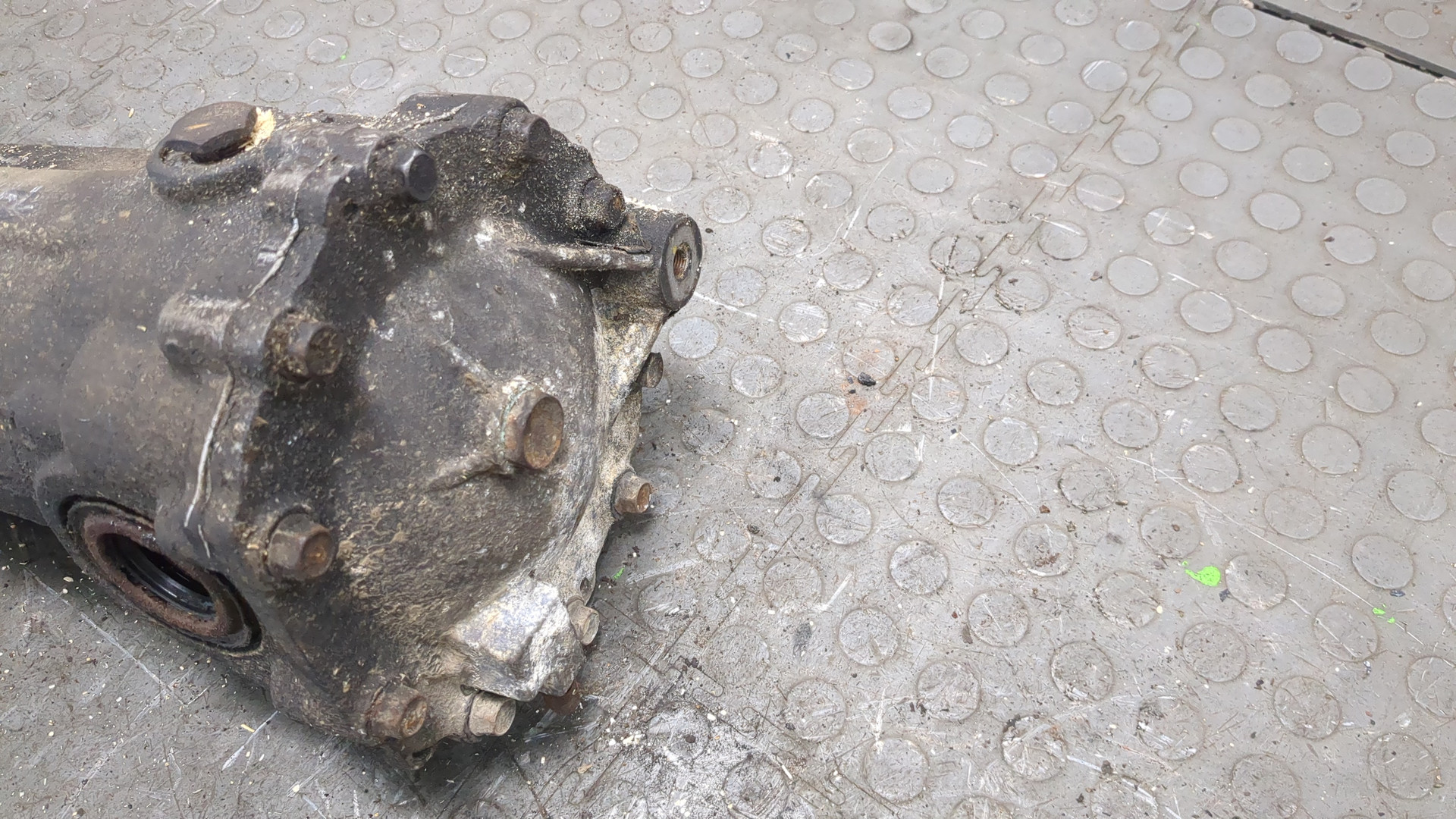 Редуктор заднего моста