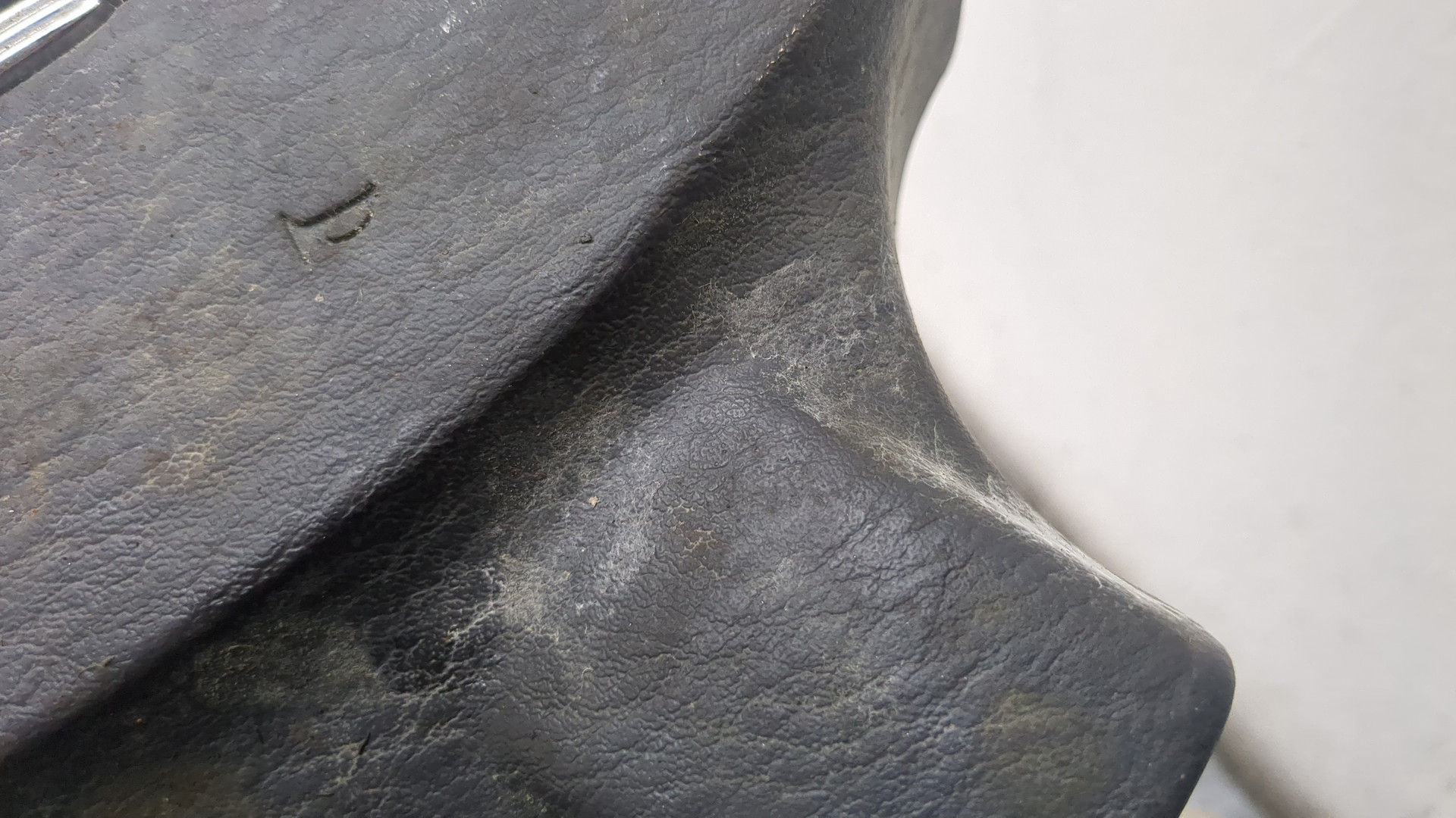 Подушка безопасности в рулевое колесо