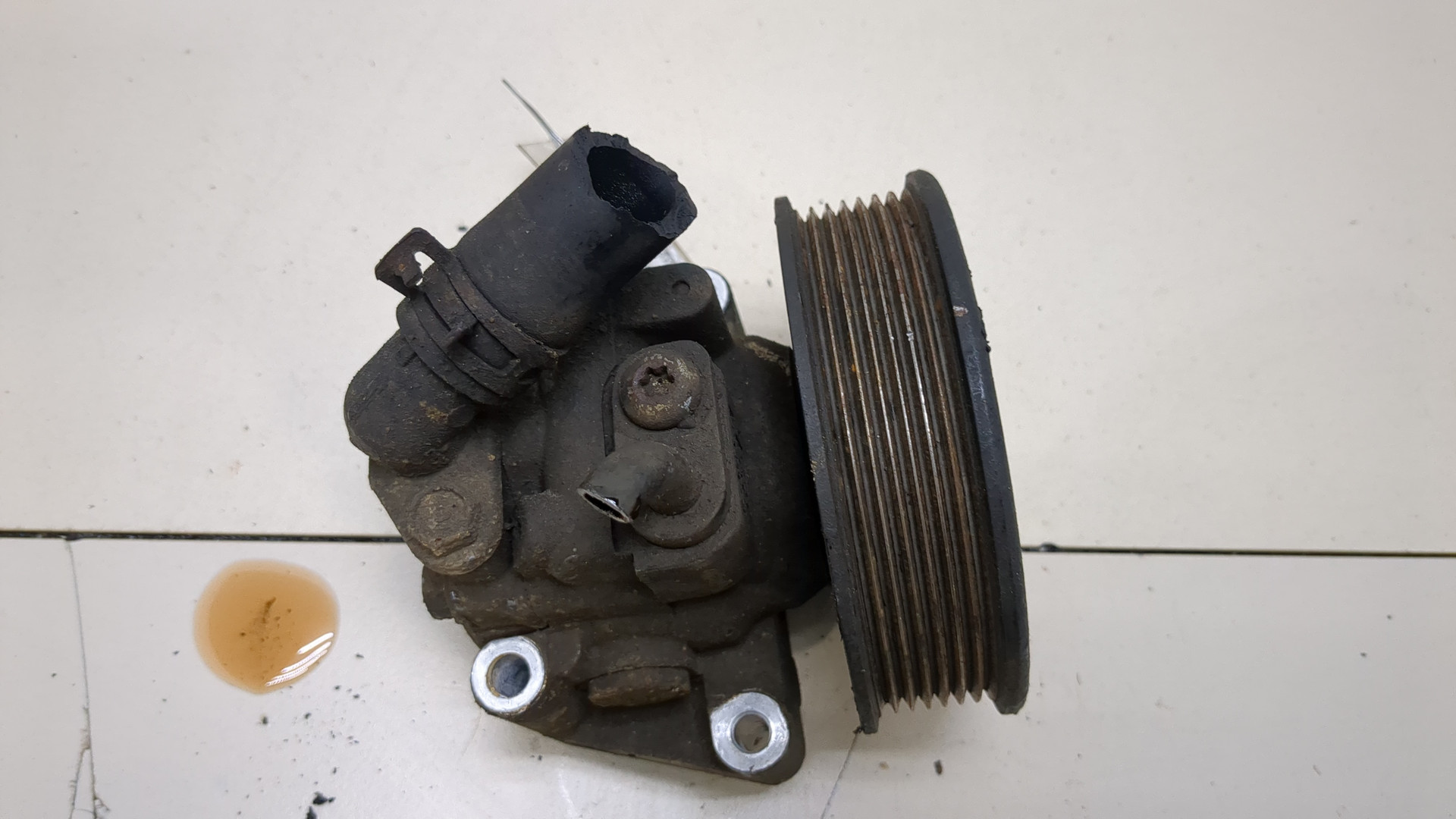 Насос ГУР (гидроусилитель руля)