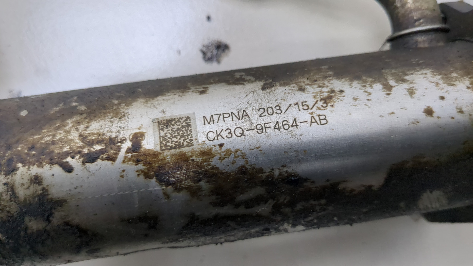 Тройник вентиляции картерных газов