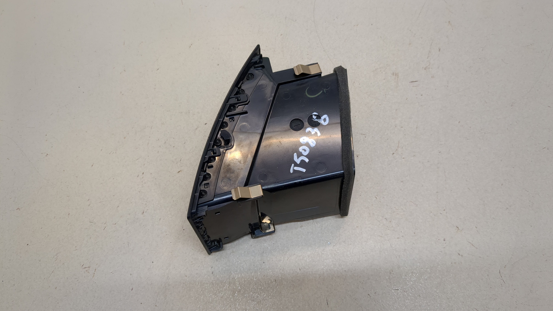 Дефлектор воздушный