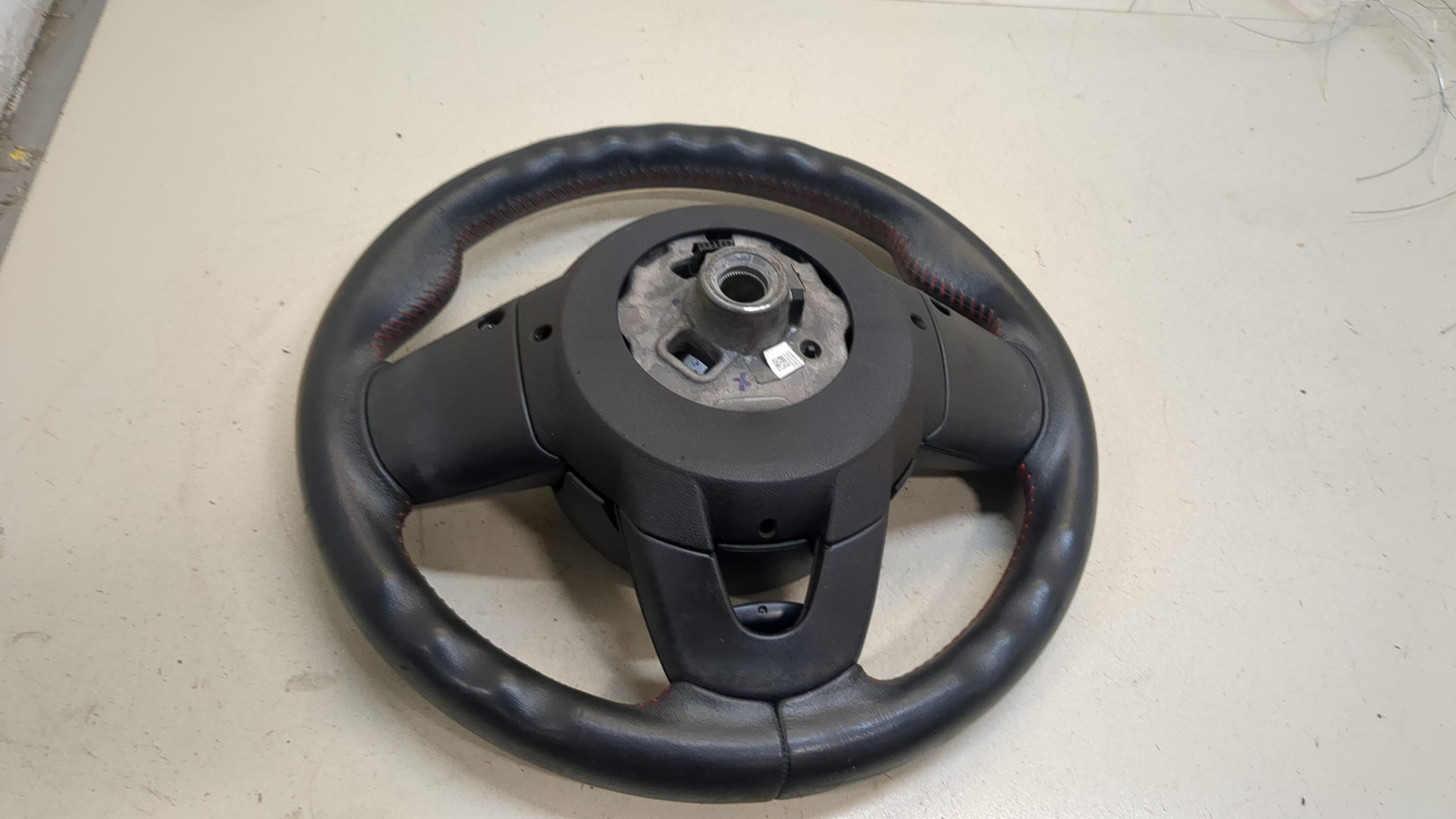 Рулевое колесо (руль)