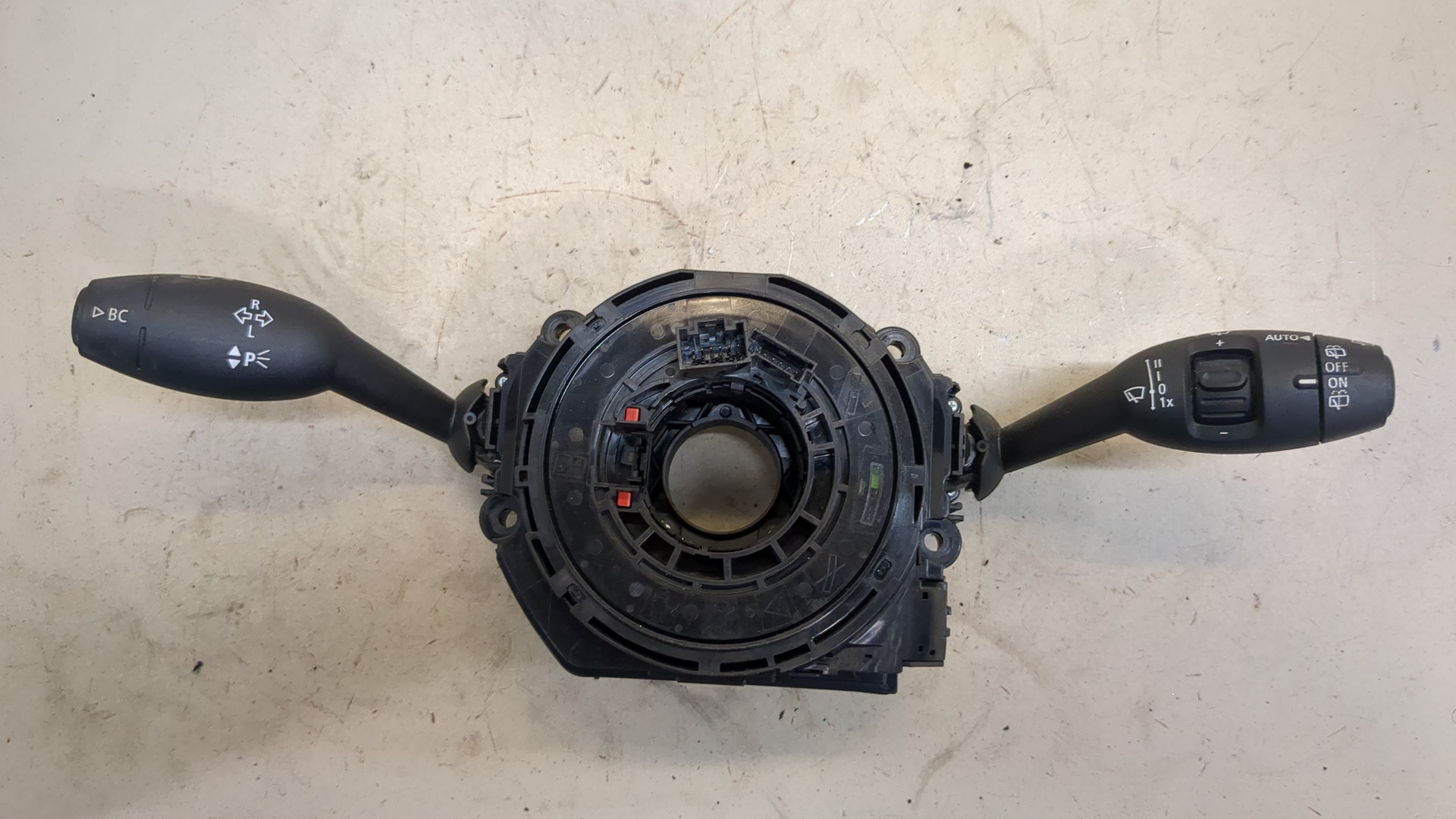 Переключатель подрулевой