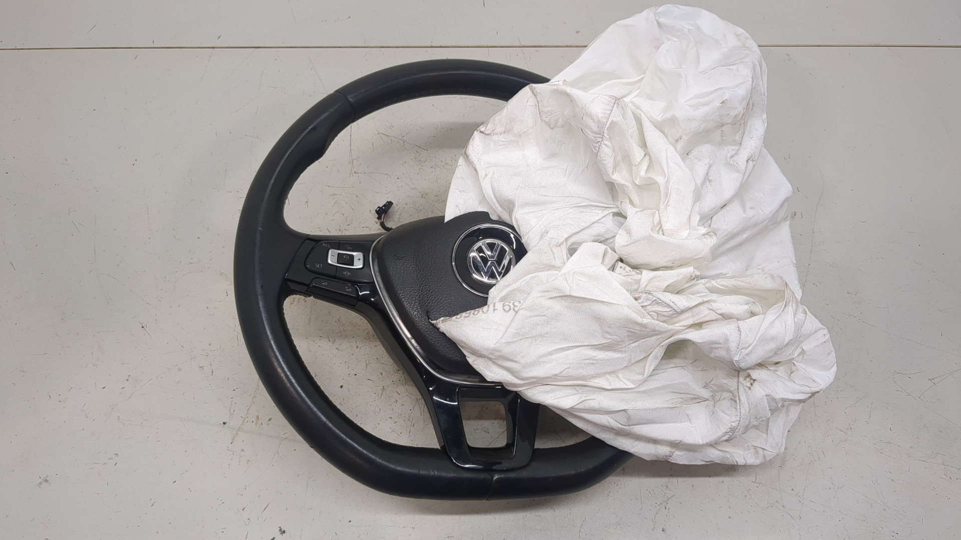 Рулевое колесо (руль)