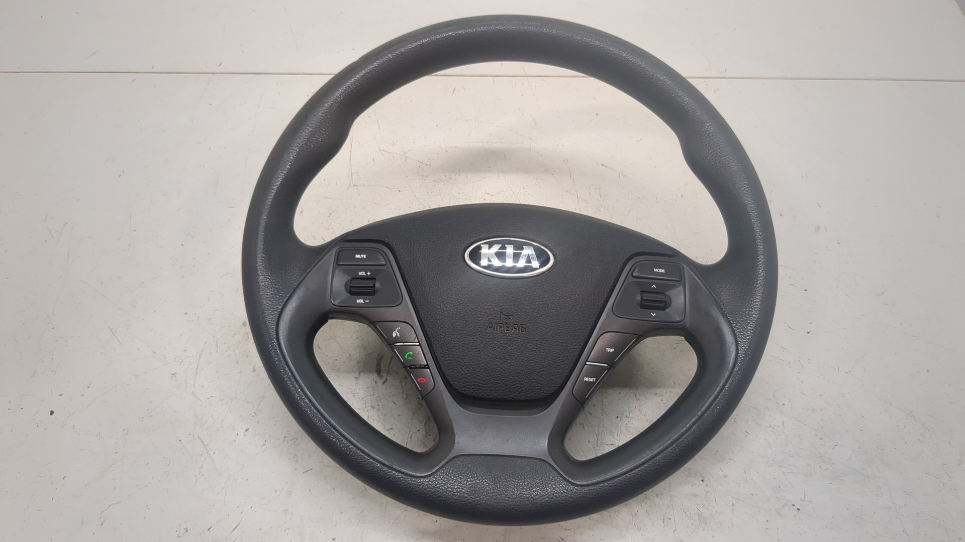 Рулевое колесо (руль)