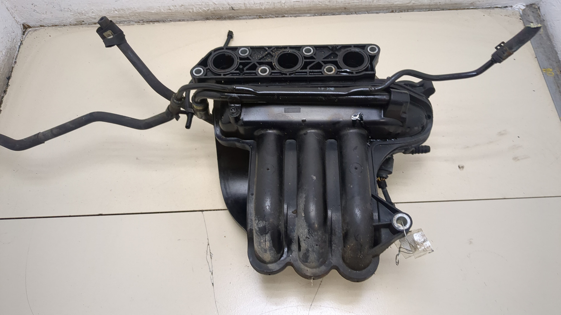 Коллектор впускной