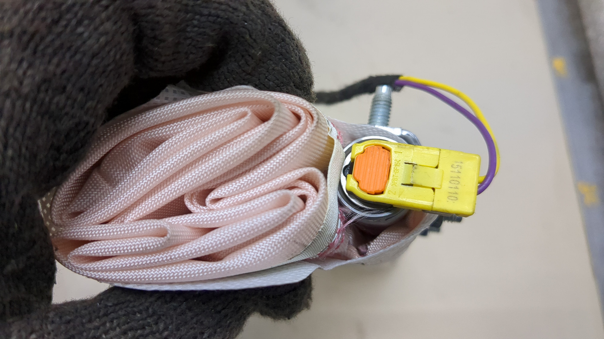 Подушка безопасности боковая (в сиденье)