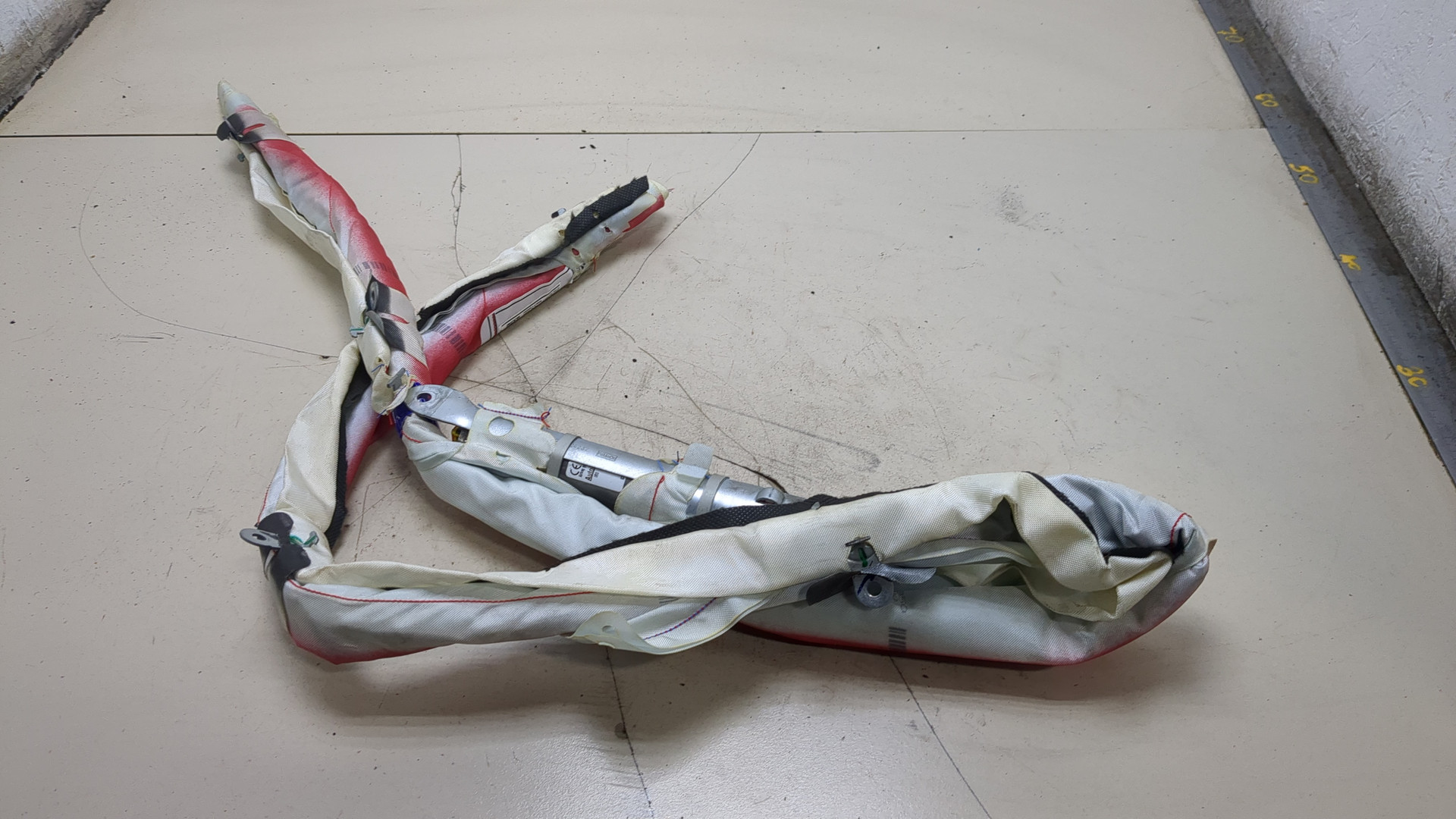 Подушка безопасности боковая (шторка)