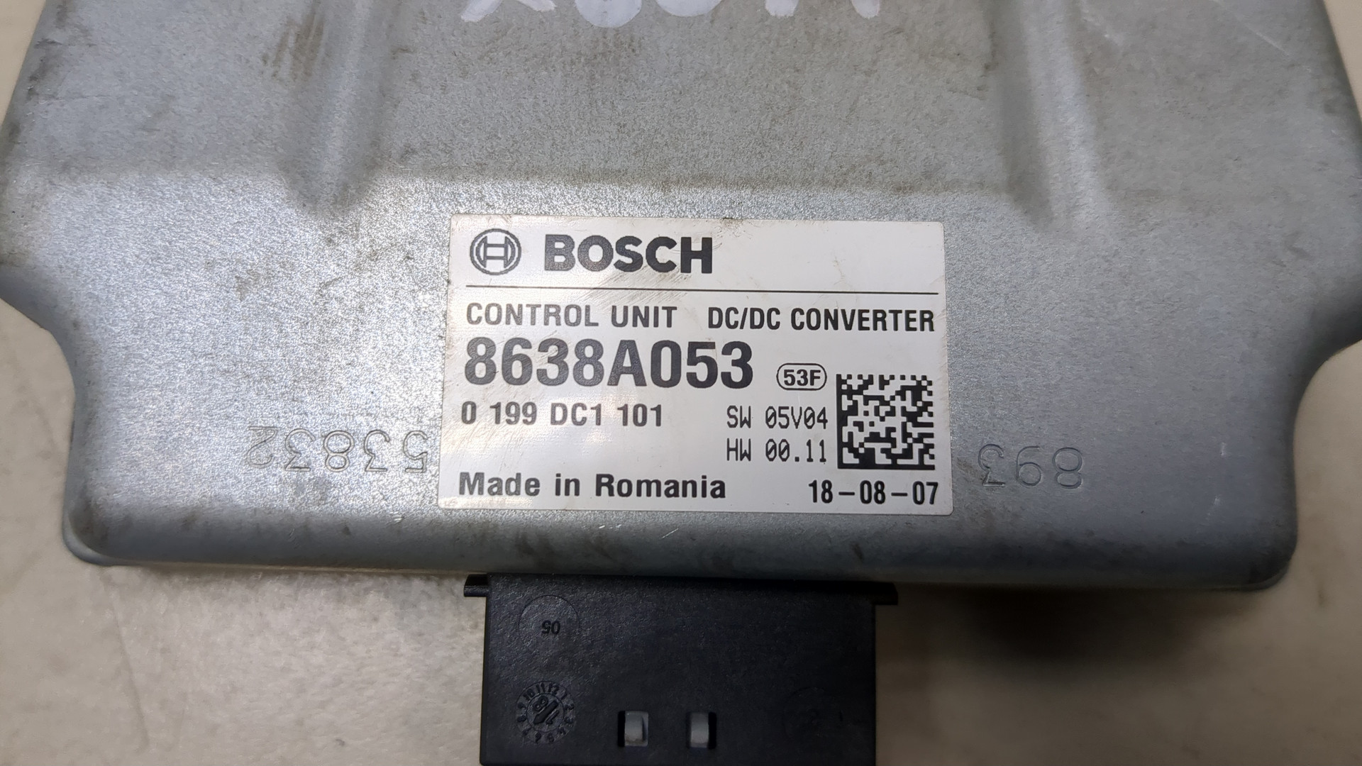 Преобразователь напряжения (адаптер)