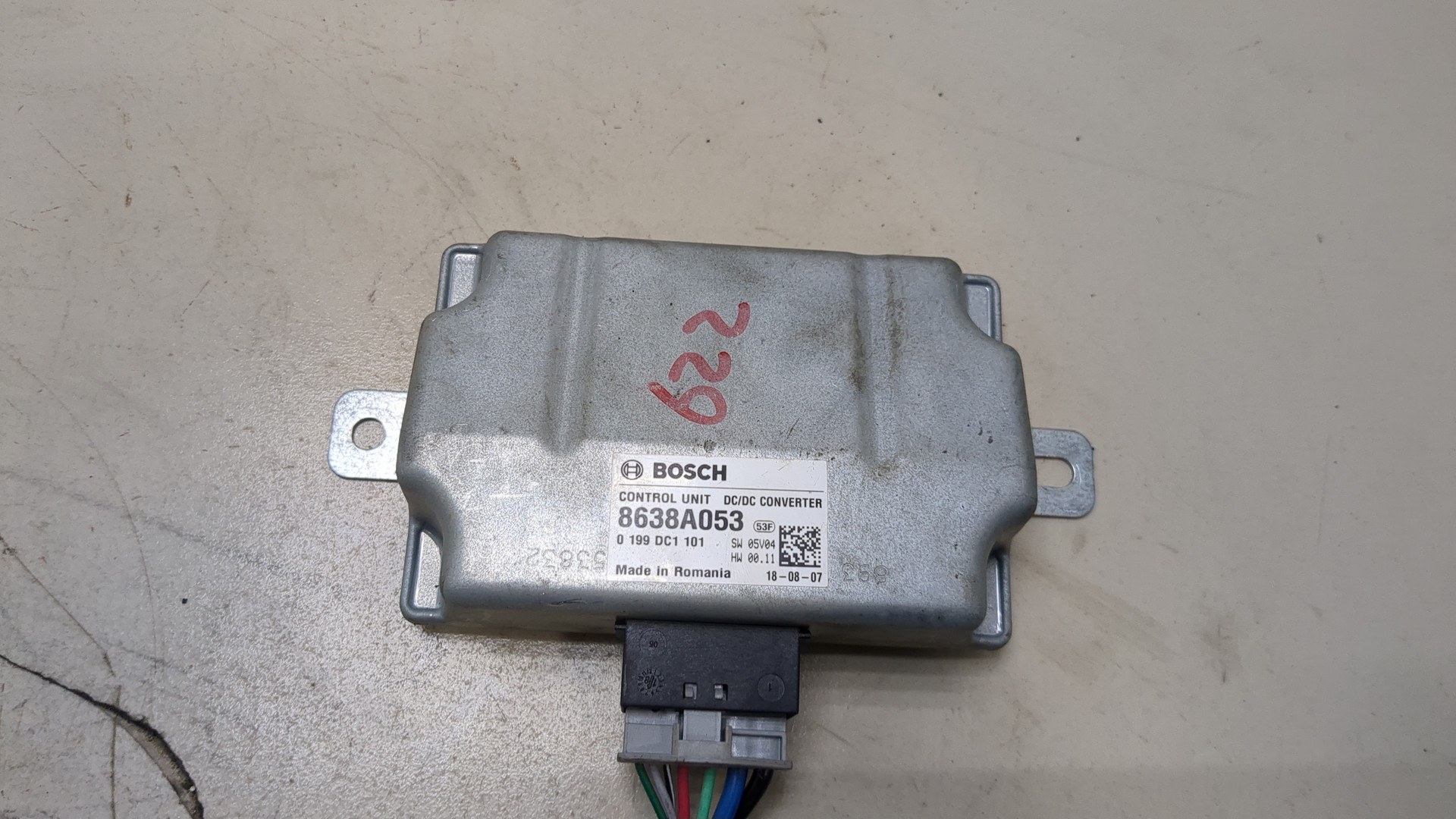 Преобразователь напряжения (адаптер)