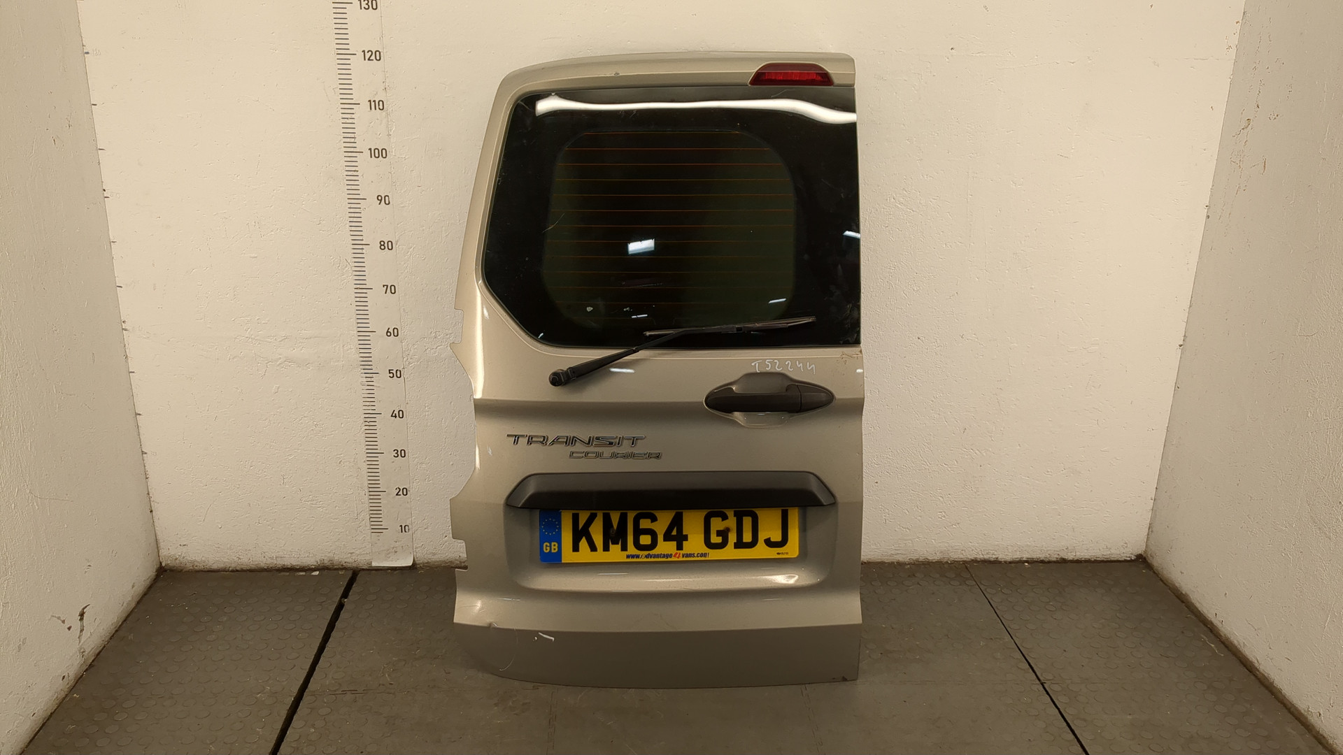 Дверь багажника левая