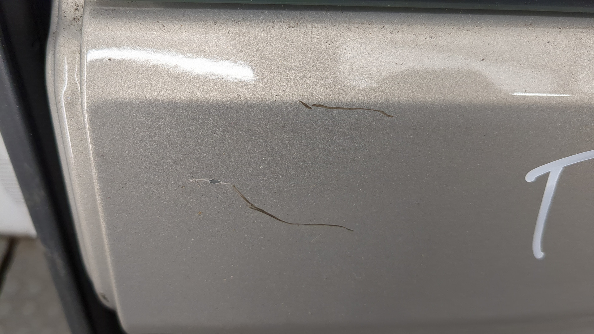 Дверь багажника правая