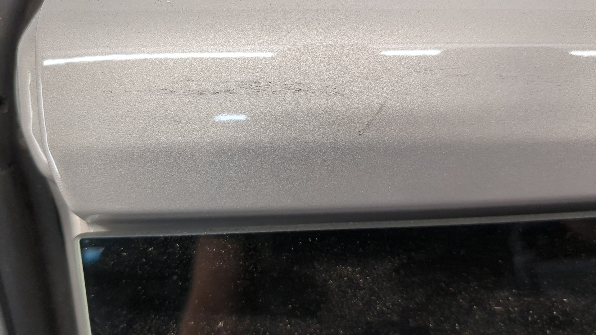 Дверь багажника правая