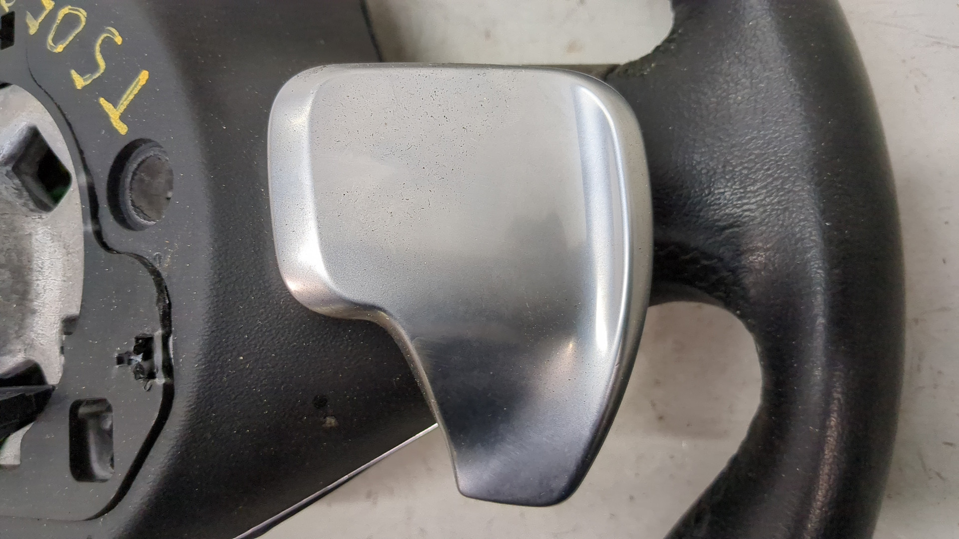 Рулевое колесо (руль)