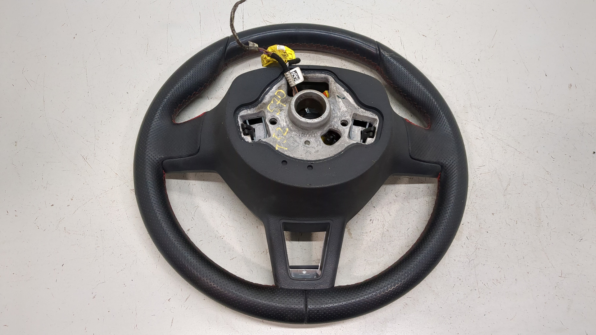 Рулевое колесо (руль)