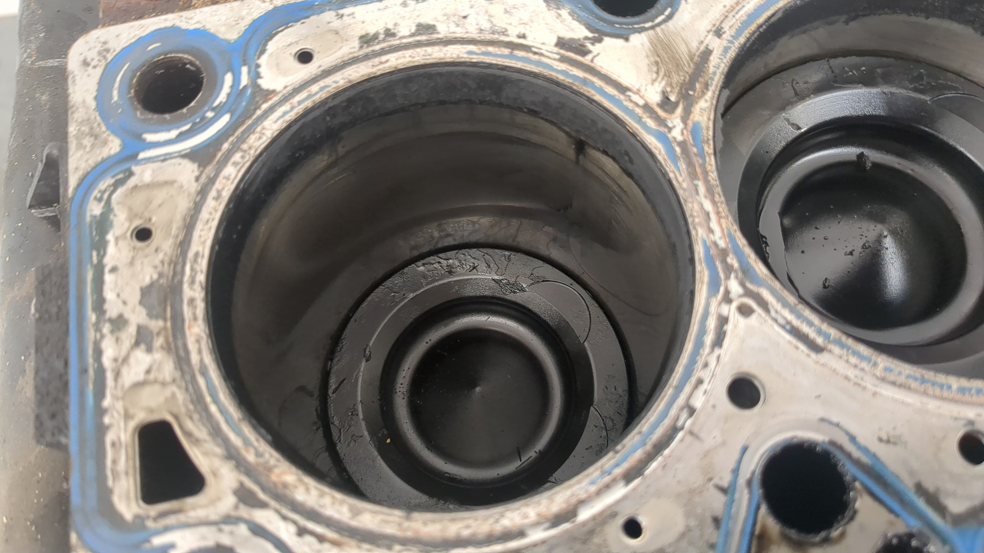 Блок двигателя