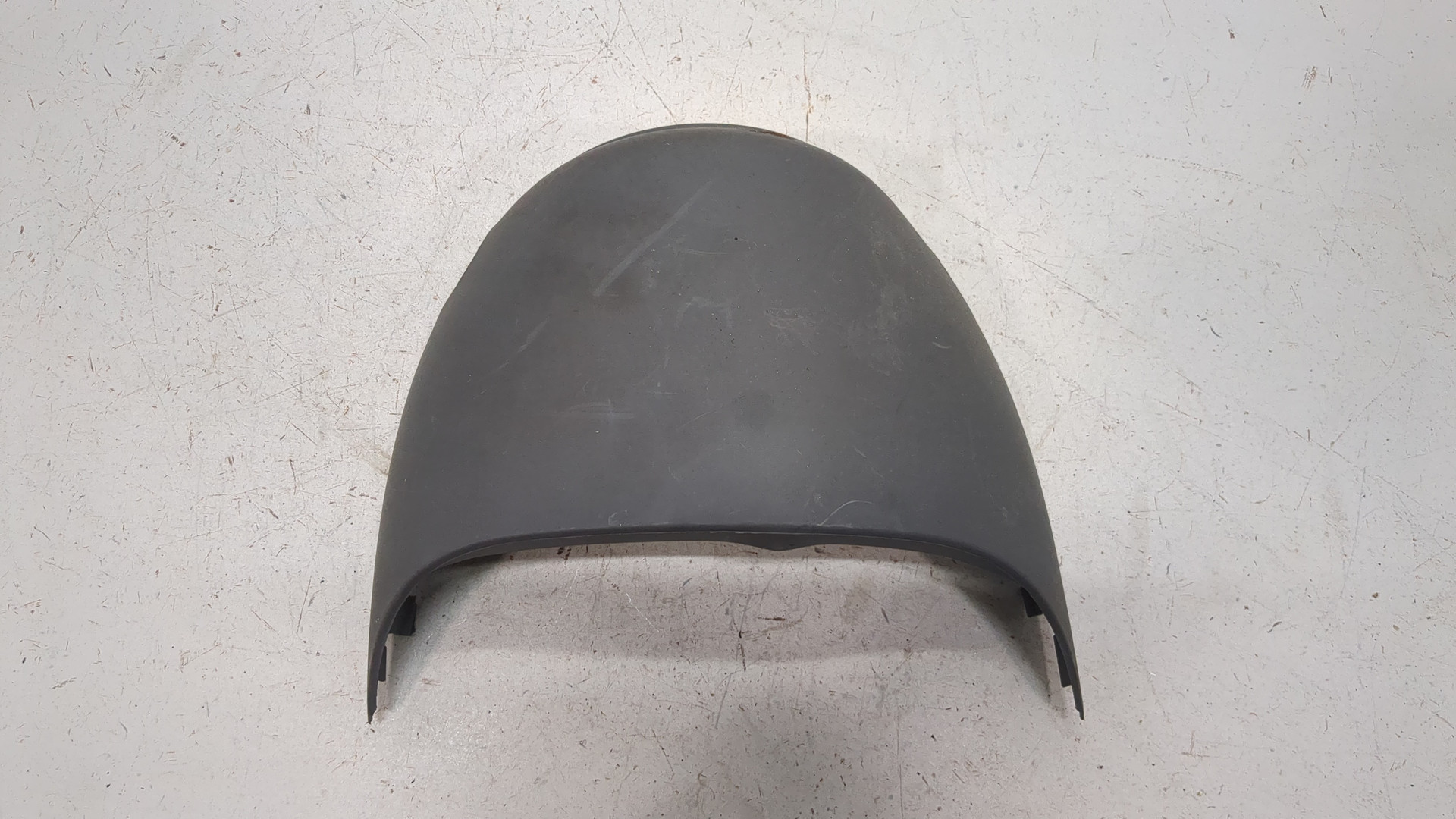 Кожух рулевой колонки