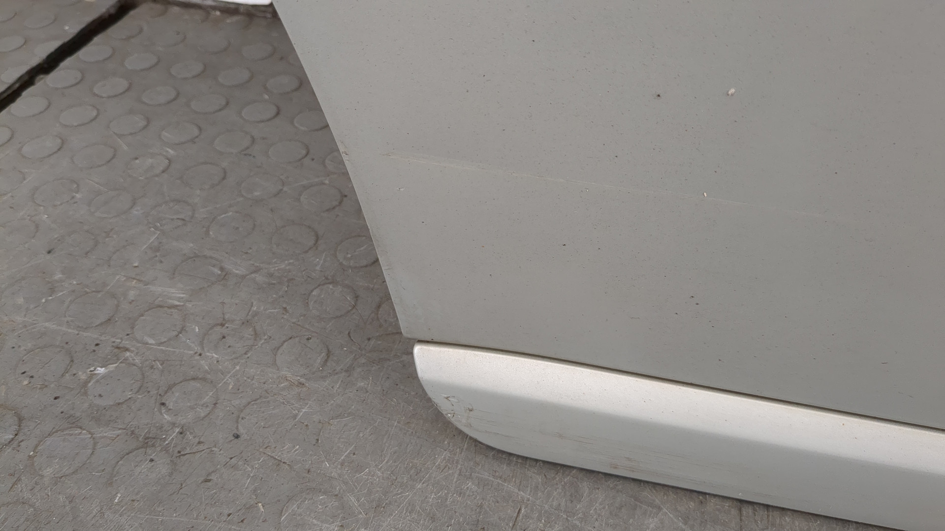 Дверь задняя правая