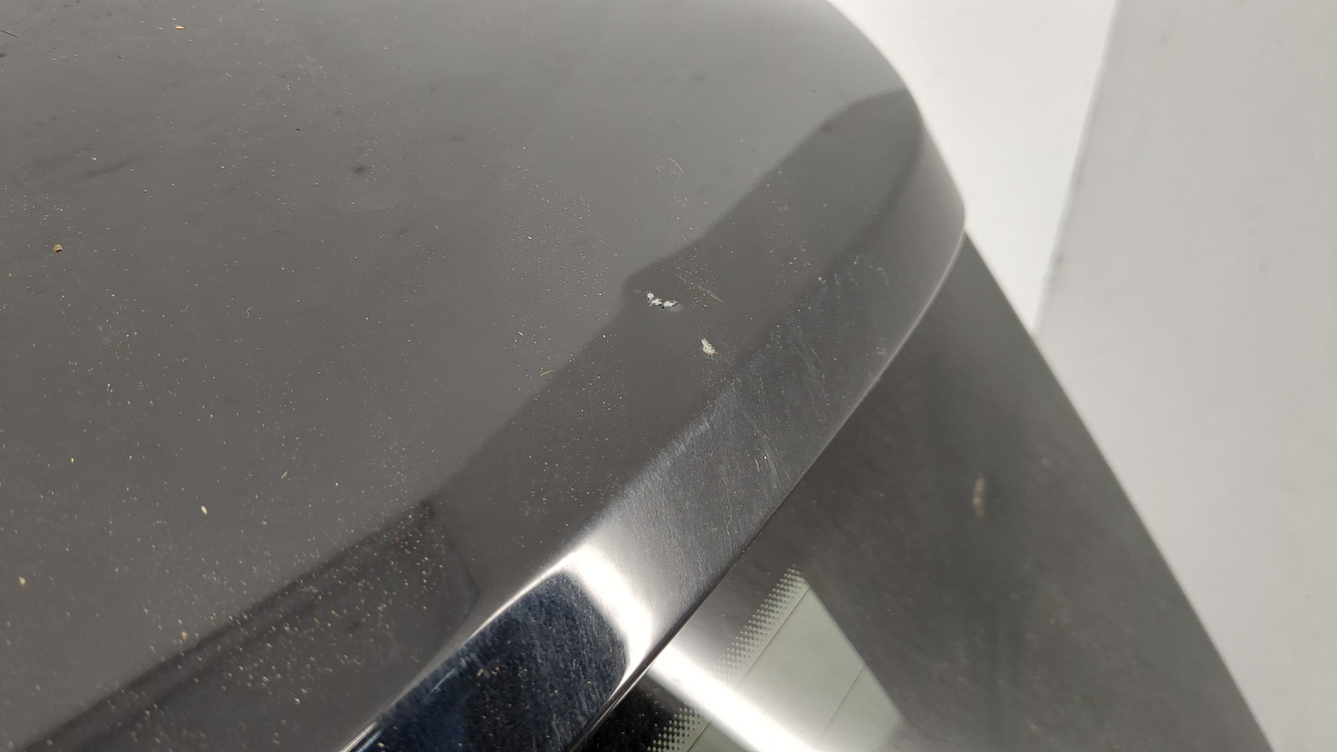 Дверь багажника