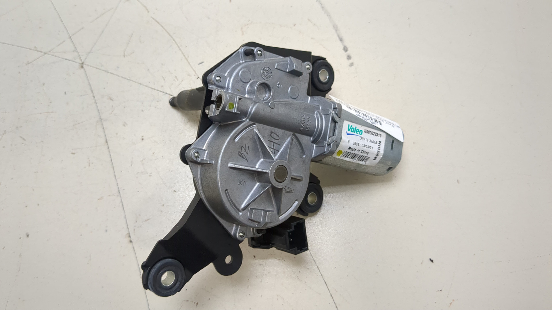 Моторчик стеклоочистителя задний