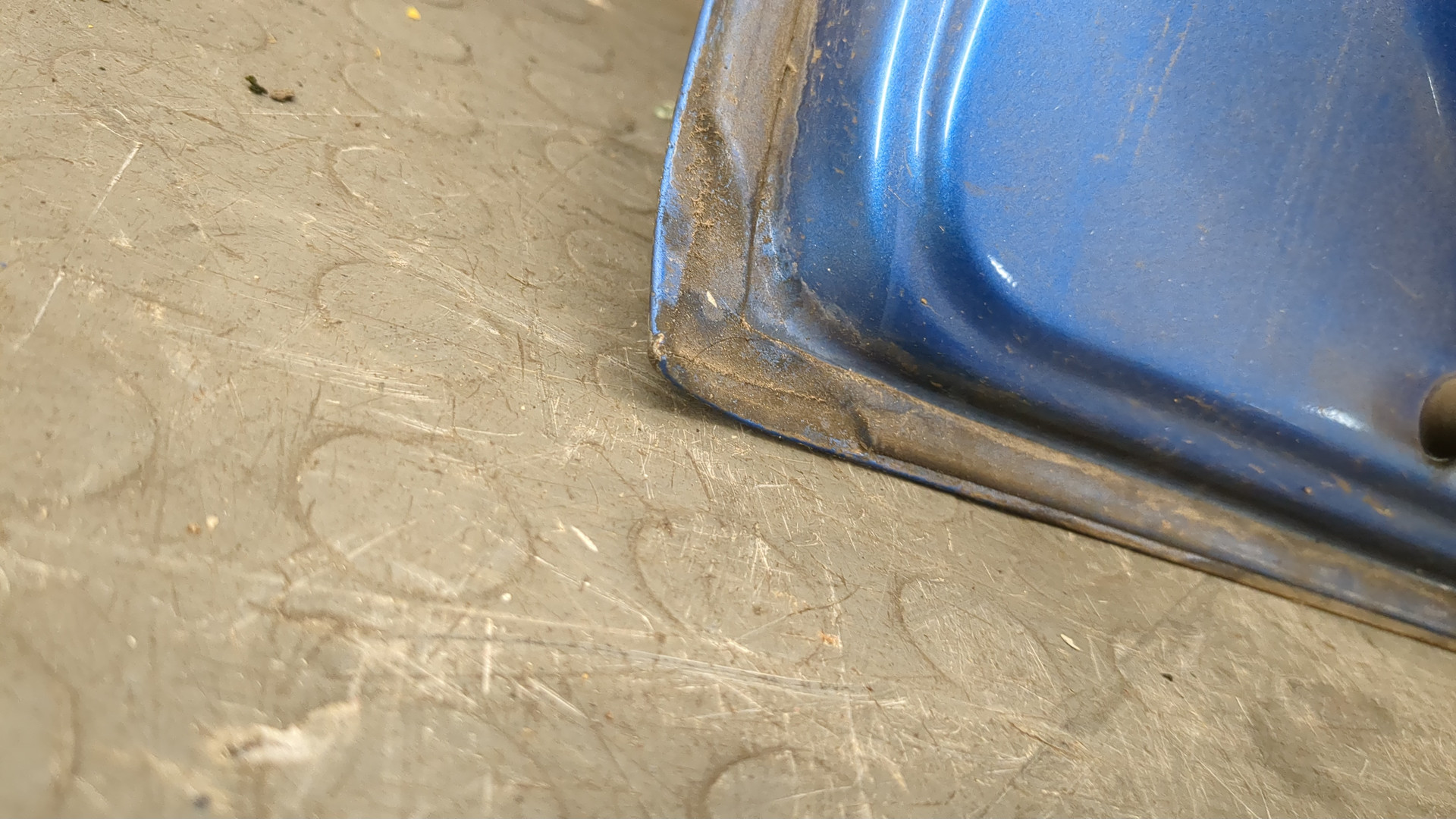 Дверь передняя левая