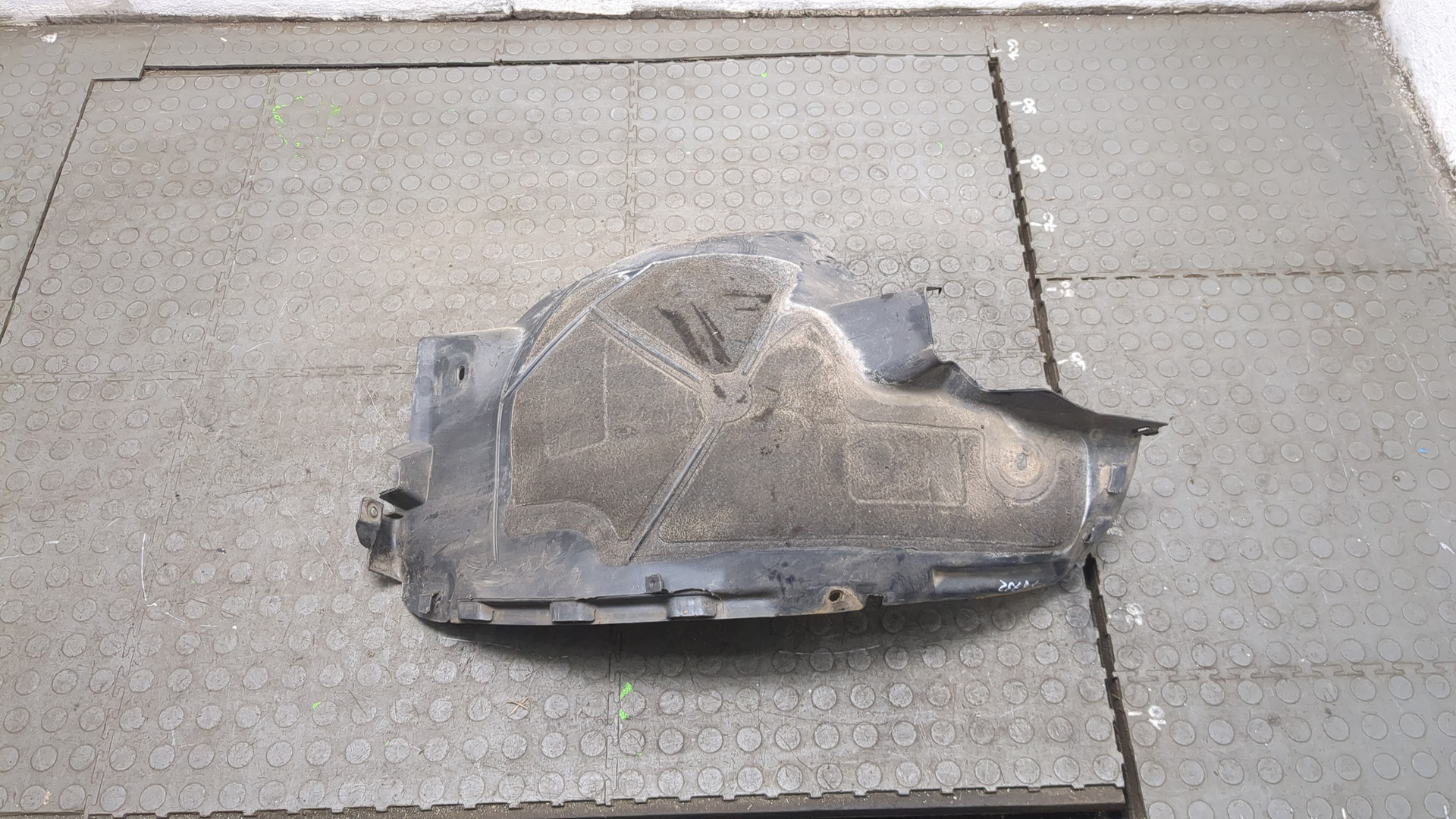 Локер передний правый