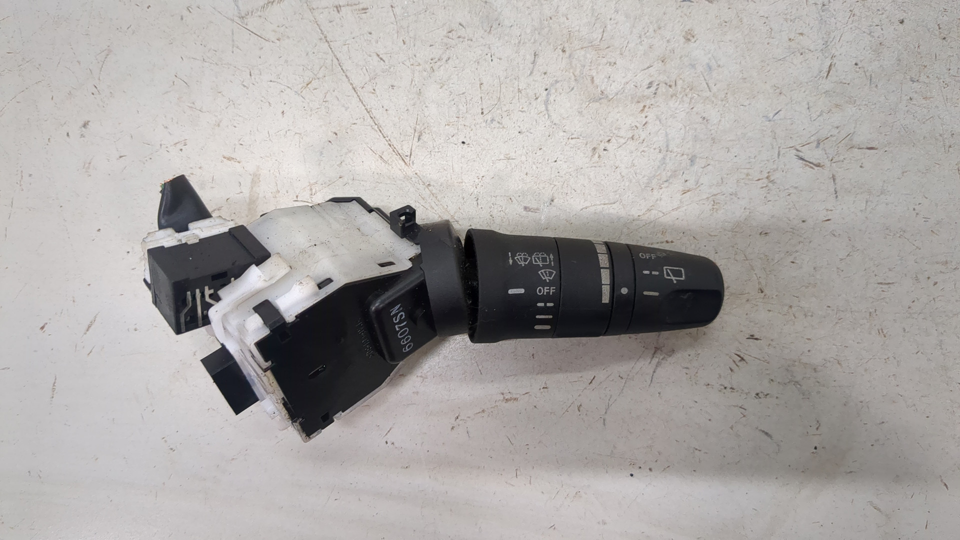 Переключатель стеклоочистителей