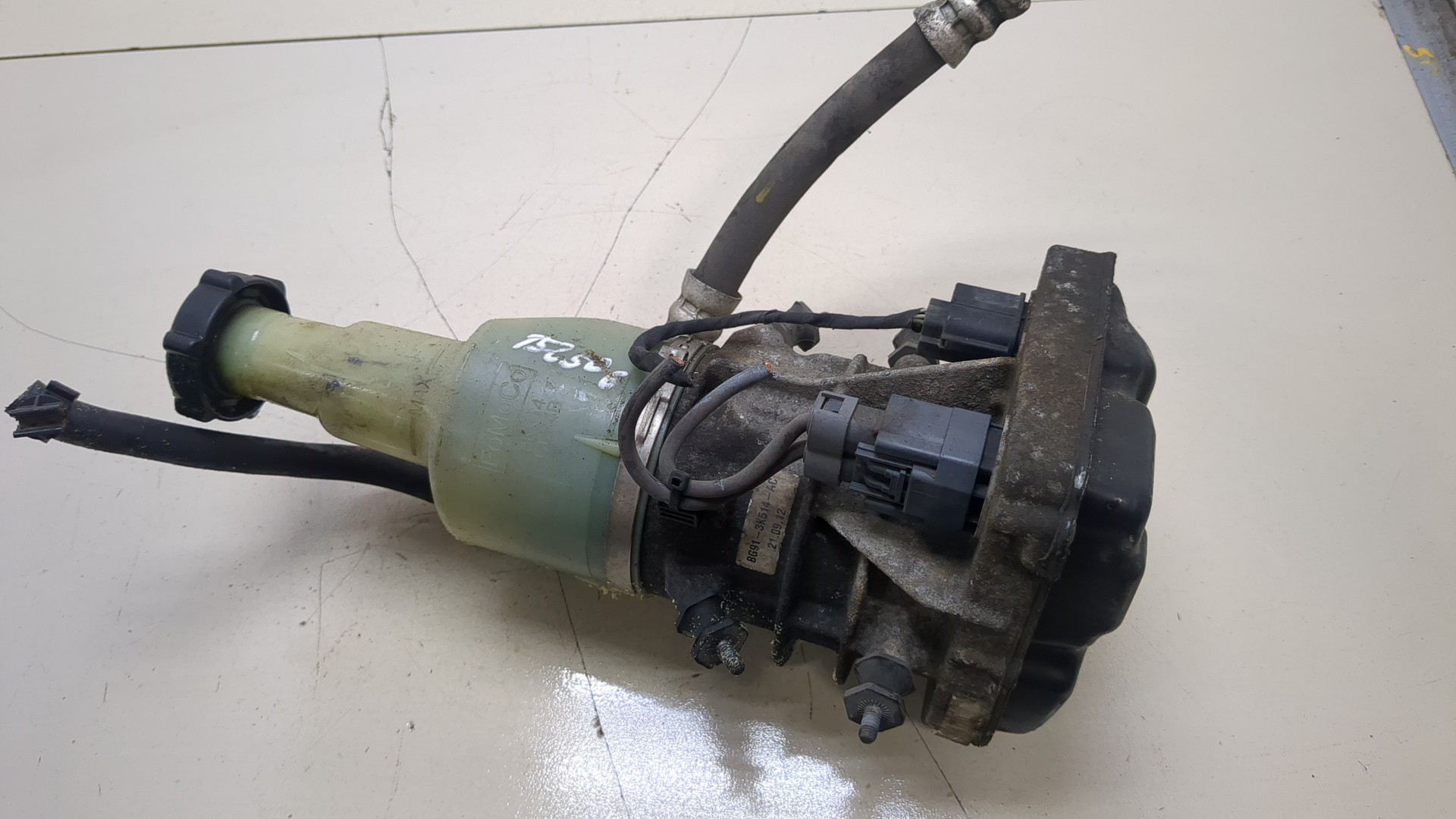 Насос ГУР (гидроусилитель руля)