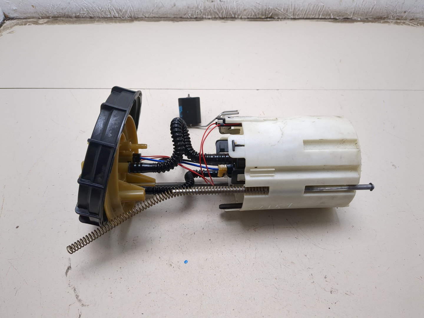 Насос топливный электрический