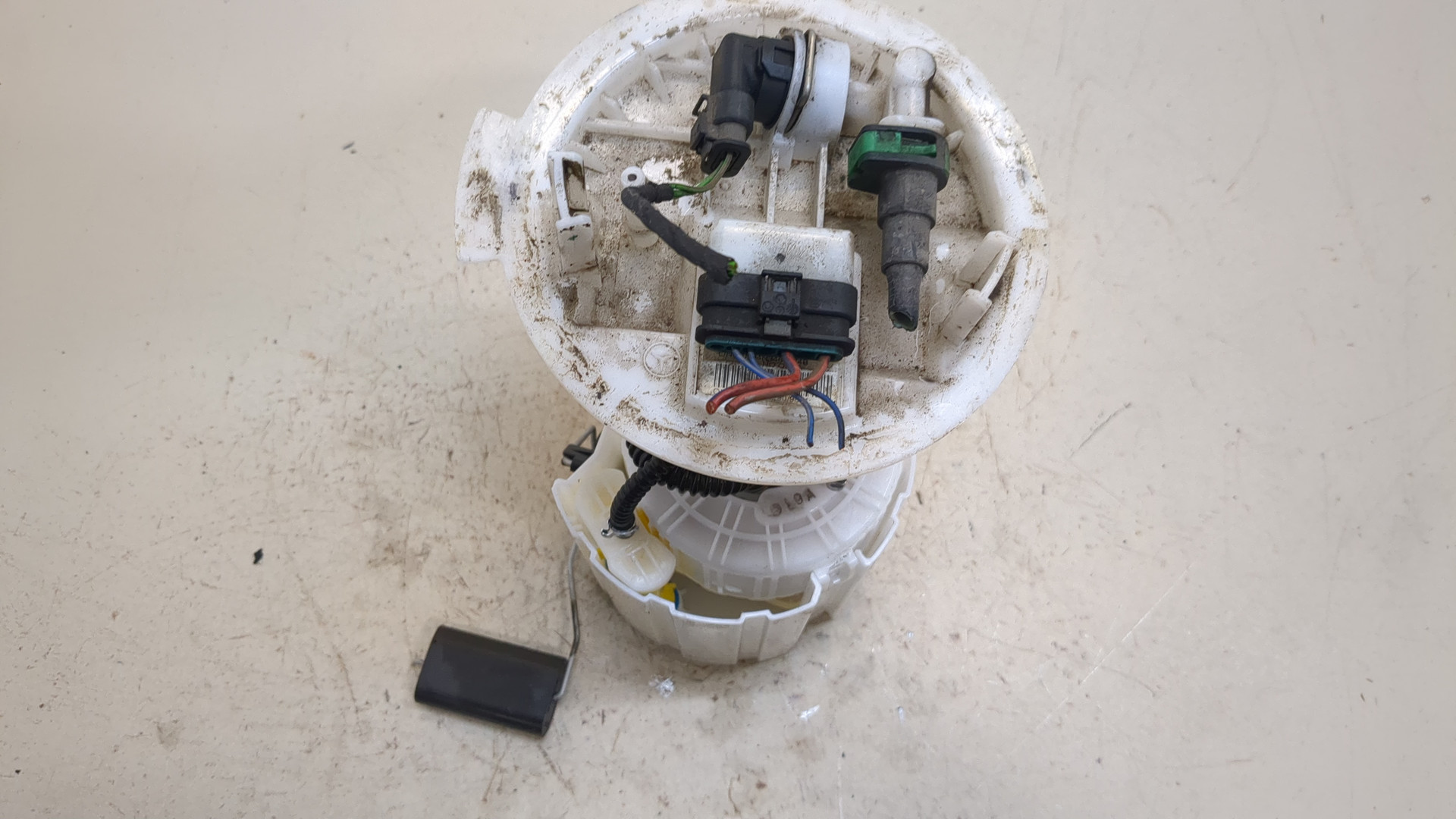 Насос топливный электрический