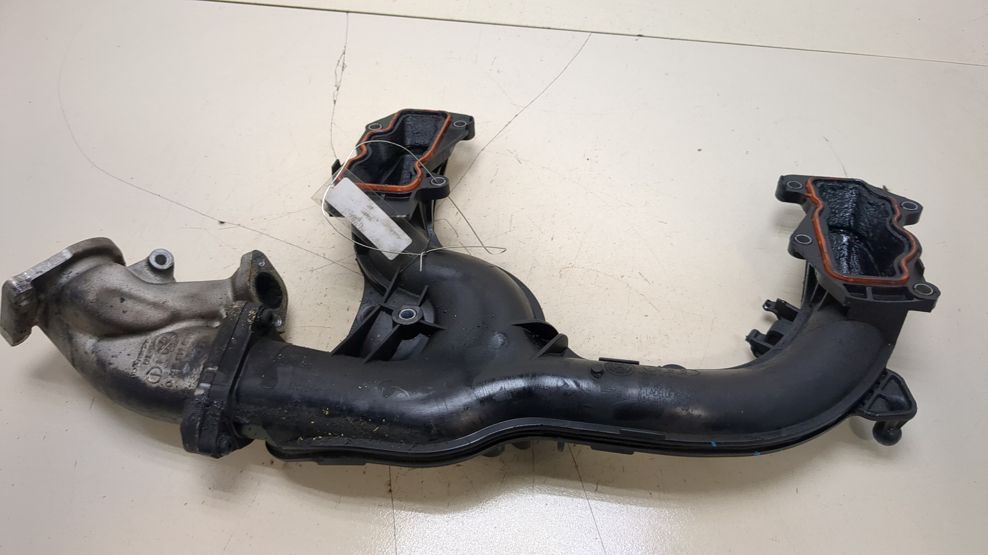 Коллектор впускной