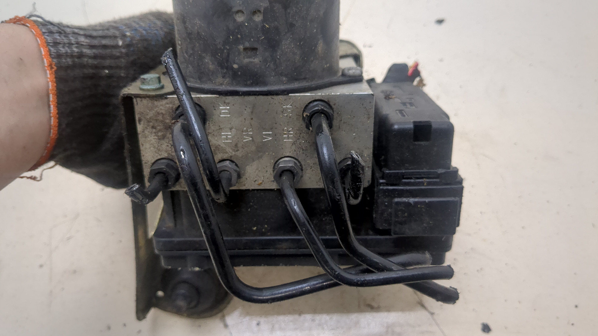 Блок ABS (насос)