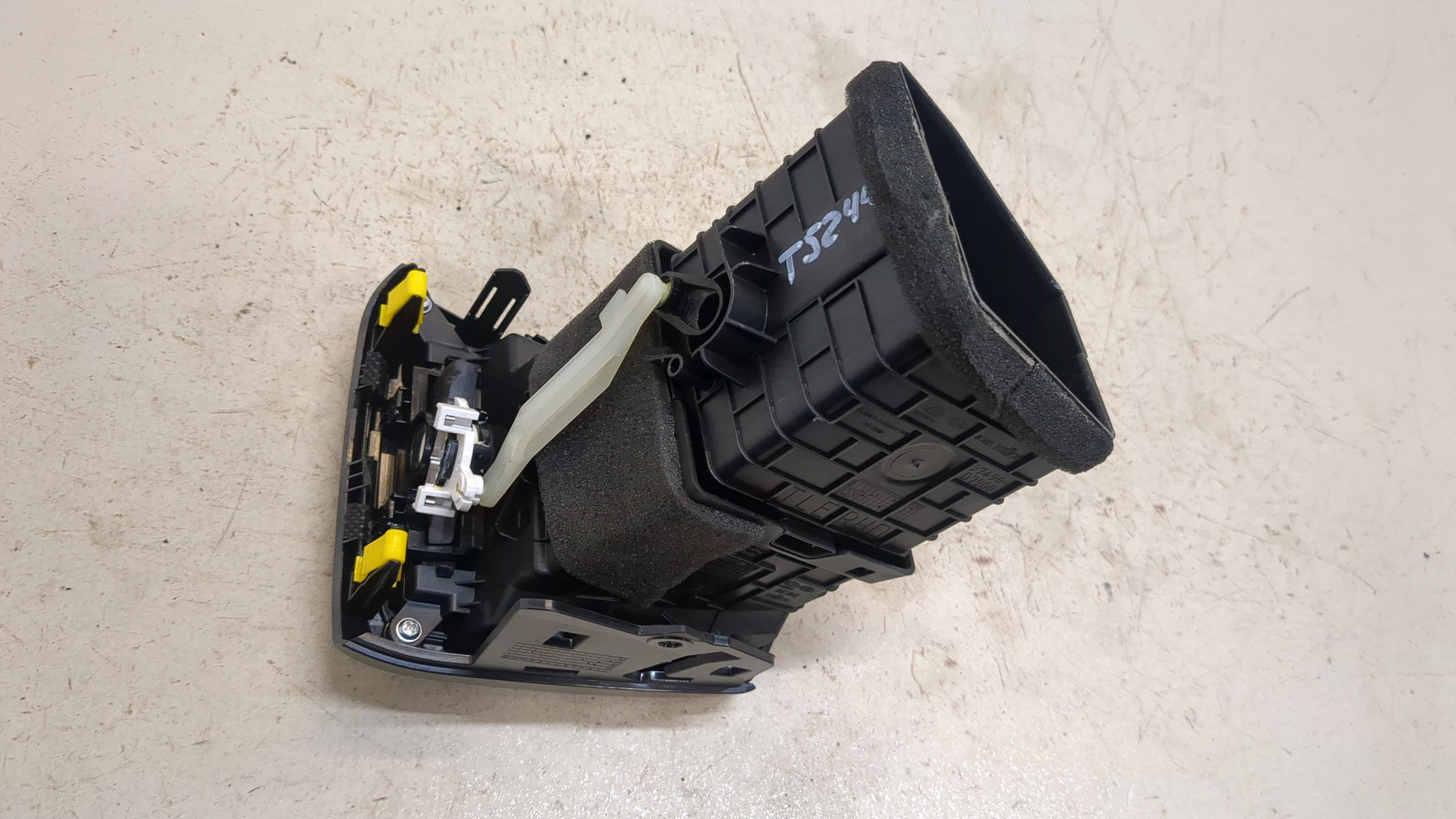 Дефлектор воздушный