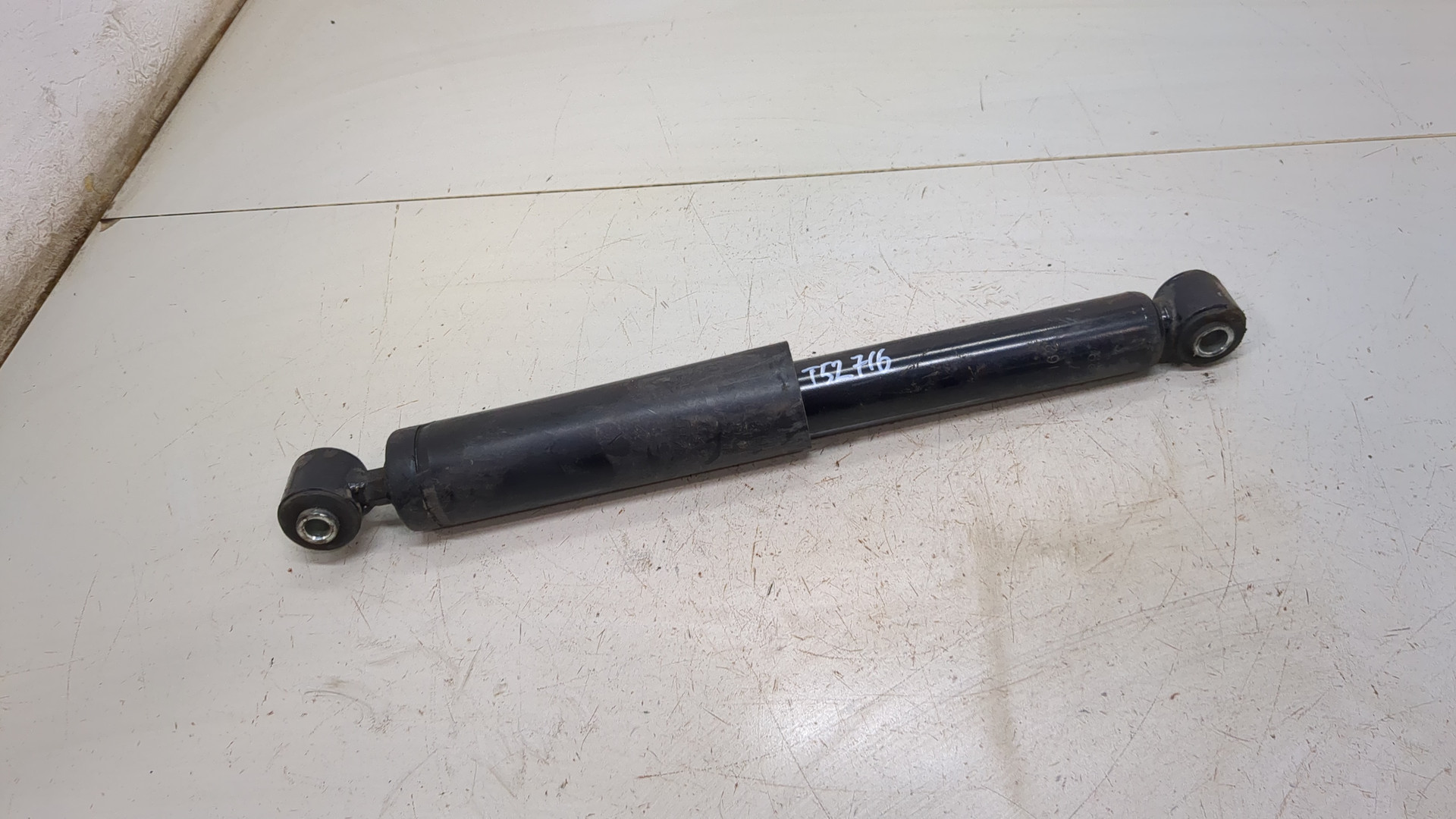 Амортизатор задний (стойка)