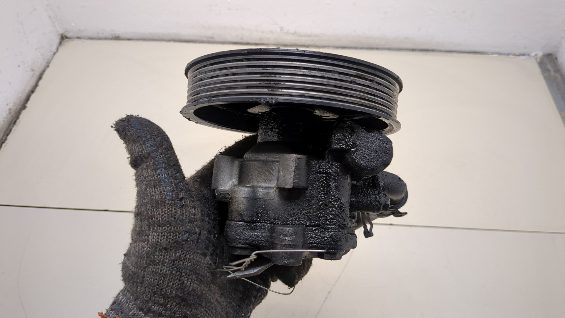 Насос ГУР (гидроусилитель руля)