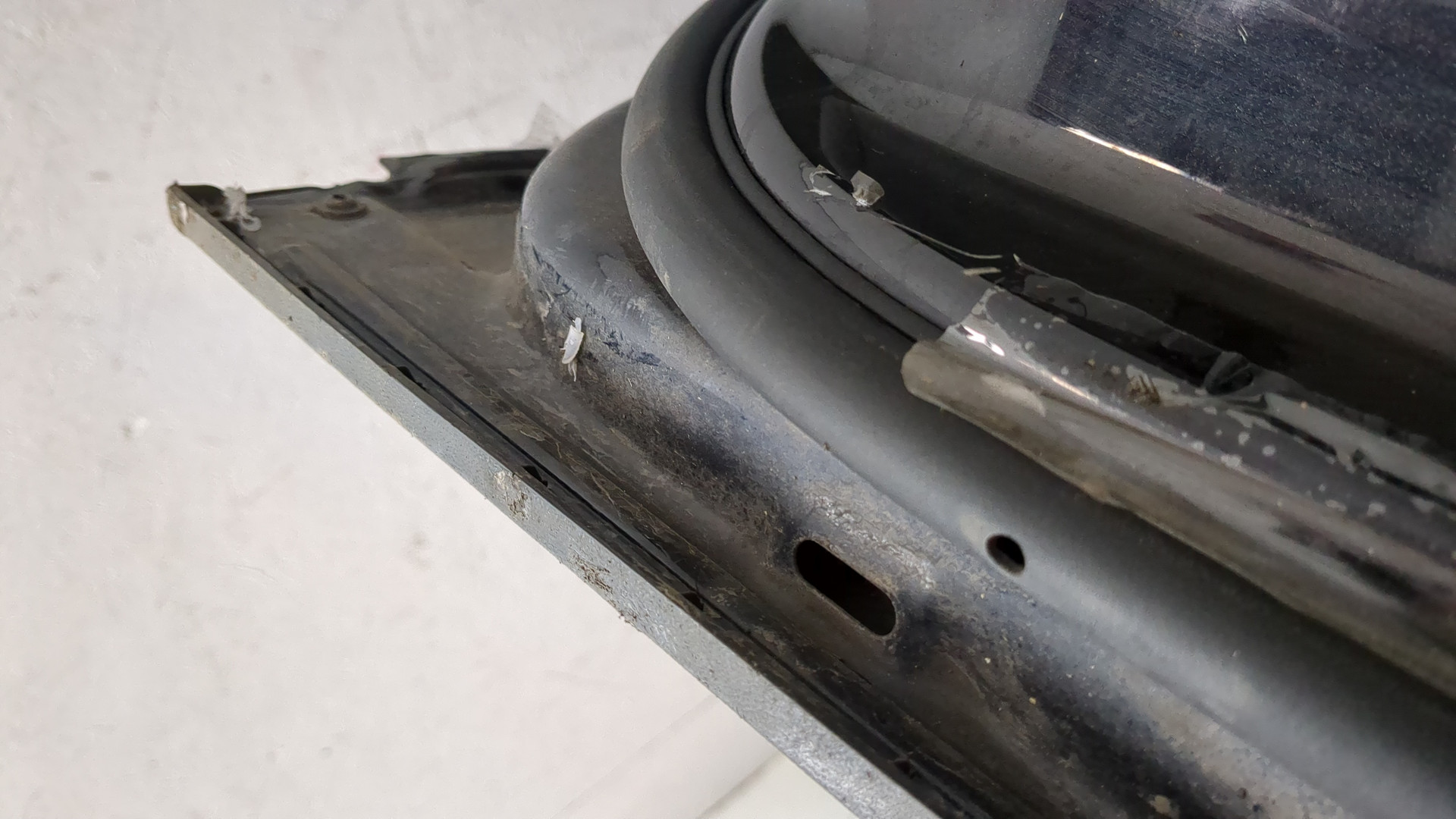 Дверь задняя правая