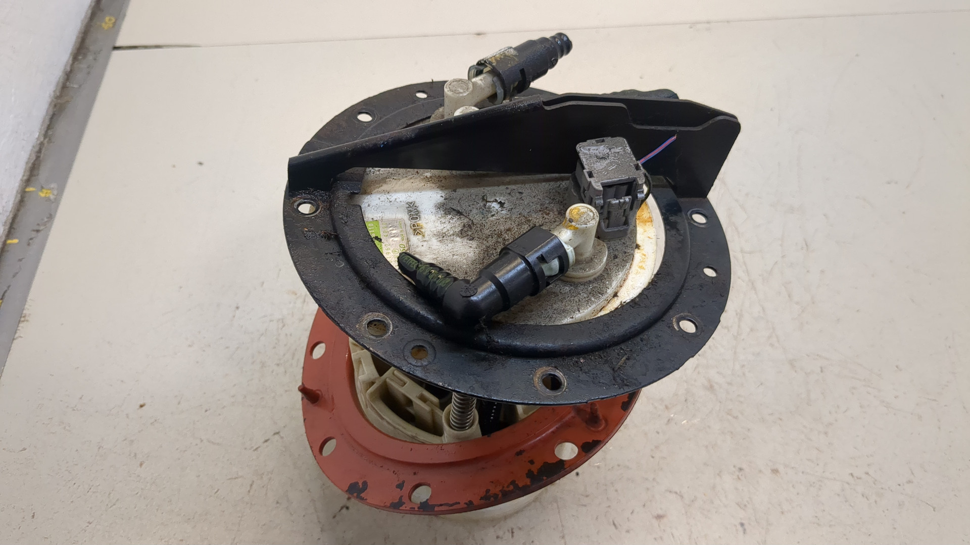 Насос топливный электрический