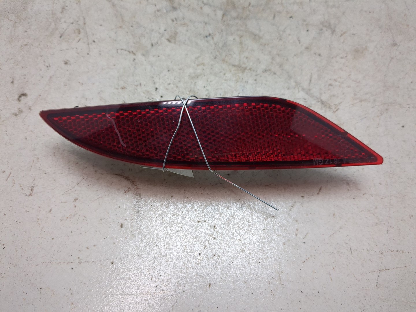 Отражатель в бампер задний правый