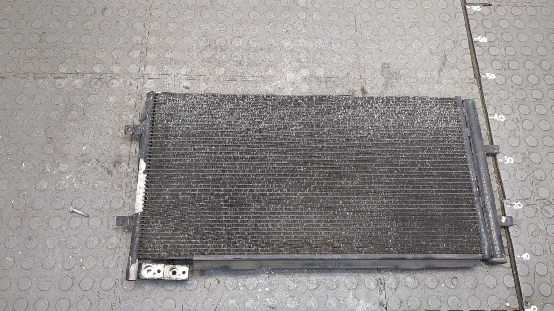 Радиатор кондиционера / конденсер
