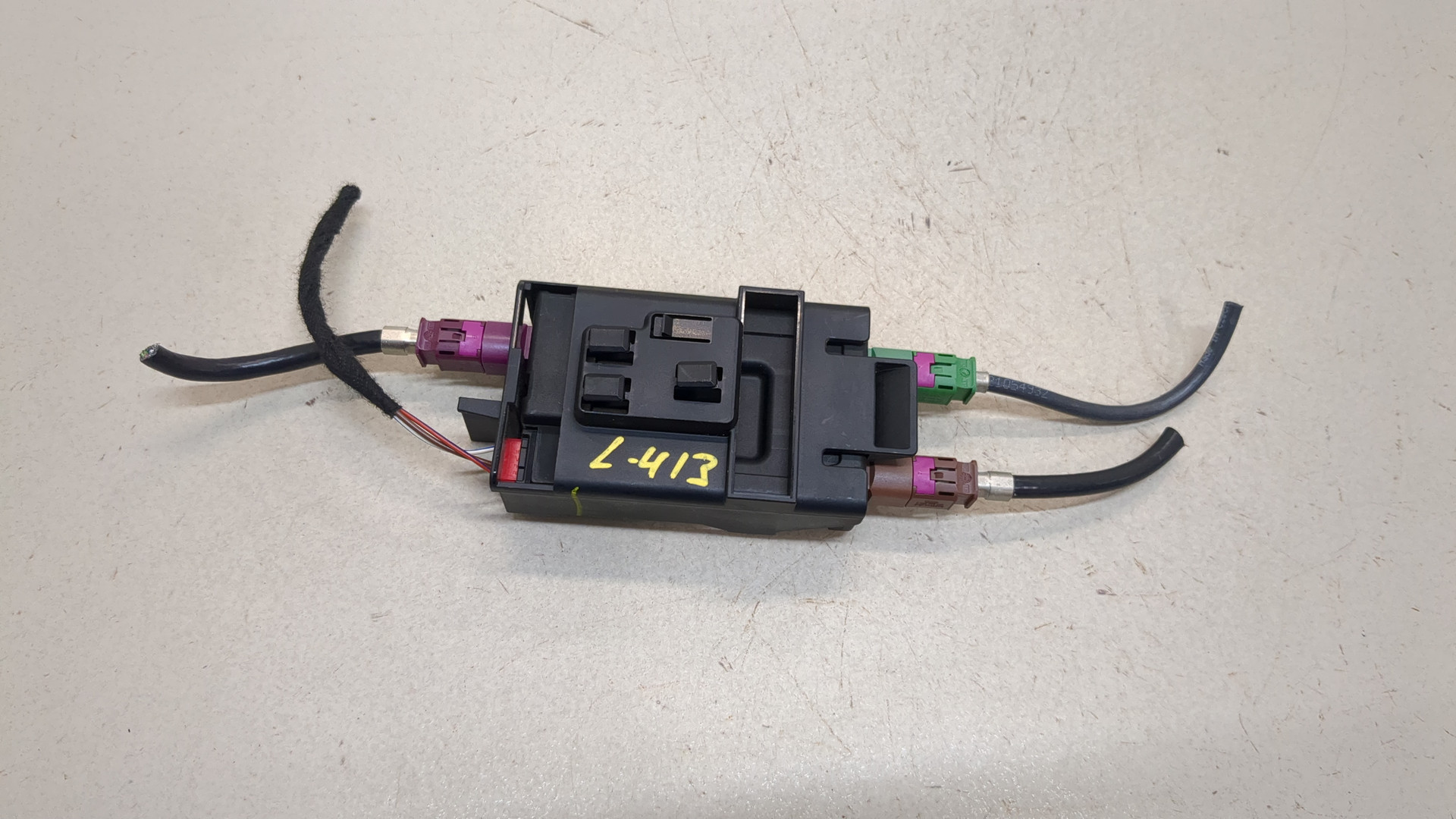 Преобразователь напряжения (адаптер)