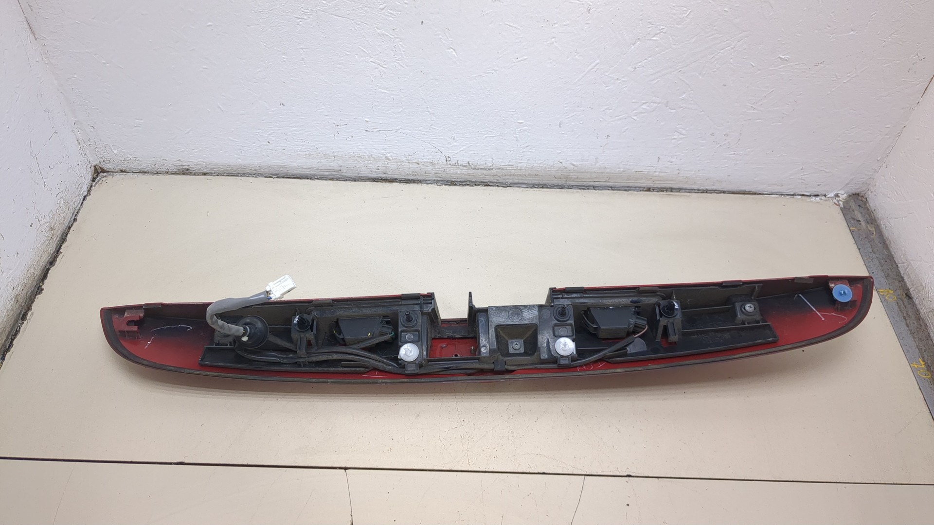 Накладка крышки багажника