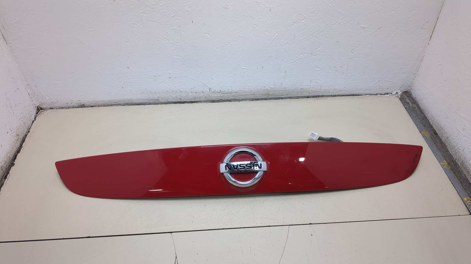 Накладка крышки багажника